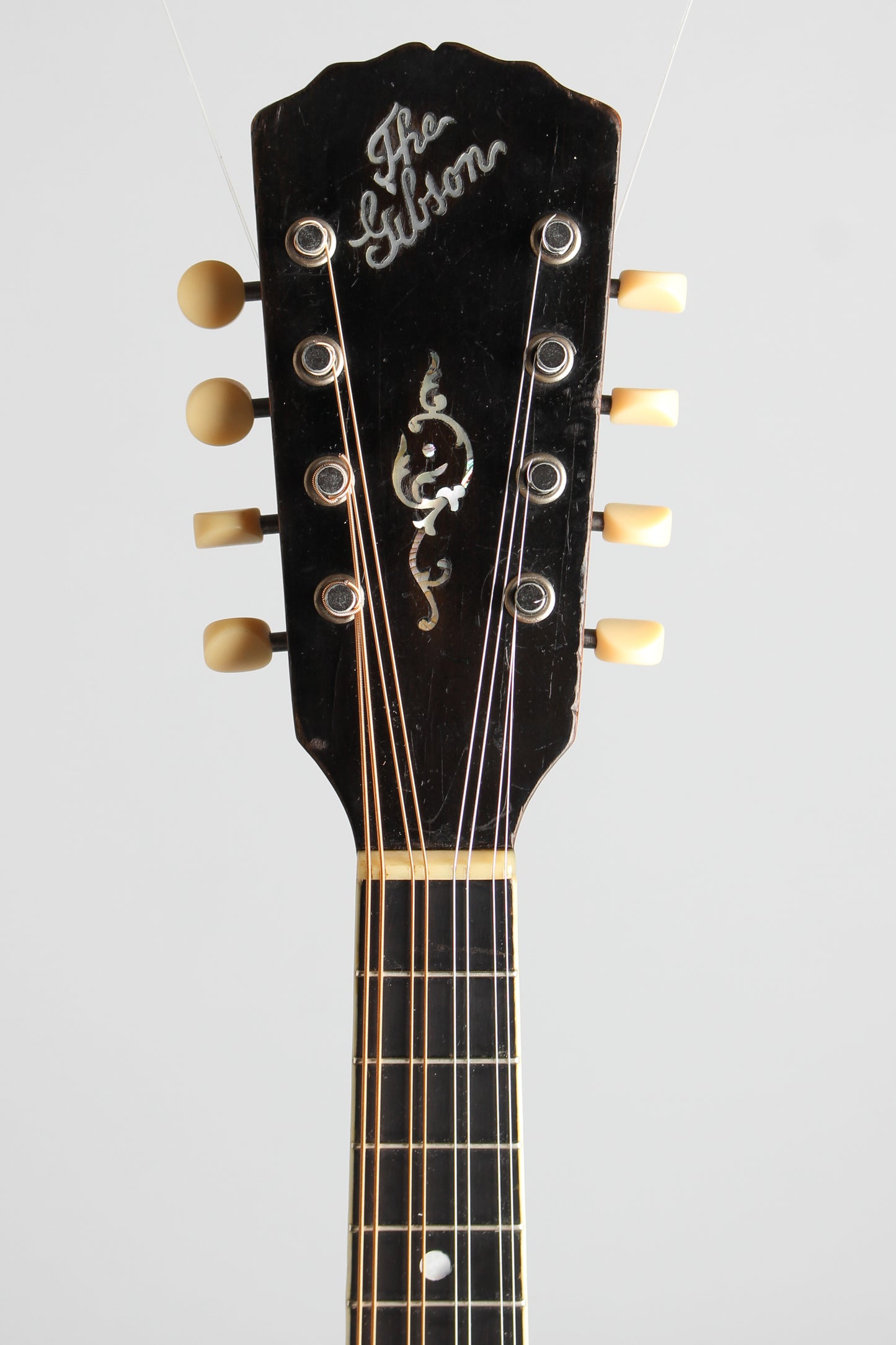 Gibson Style A-3 Carved Top Mandolin (1920)