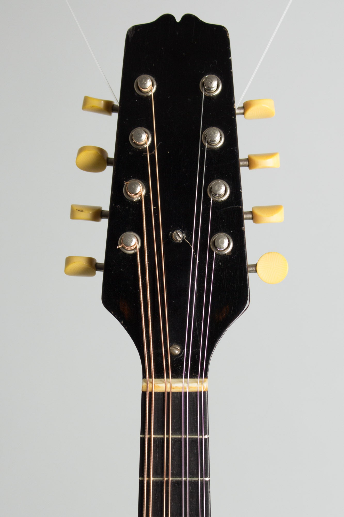Gibson Style A-1 Snakehead Carved Top Mandolin (1924)