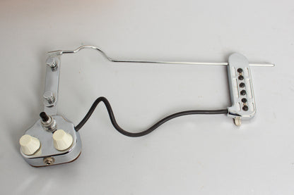DeArmond Rhythm Chief Model 1100 in Original Box (NOT A REISSUE) Archtop Guitar Pickup (1969)