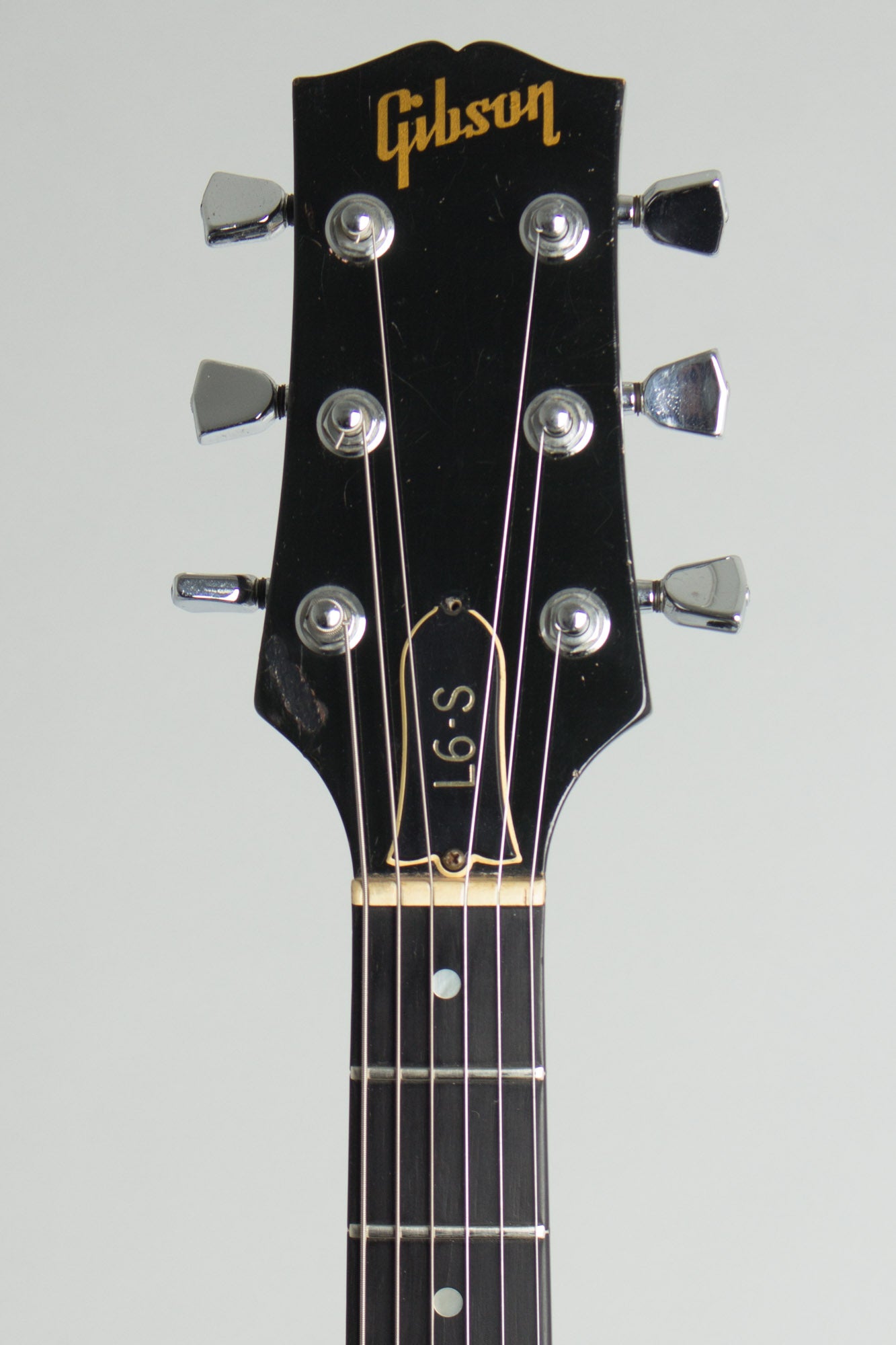 Gibson L-6S Solid Body Electric Guitar (1975)