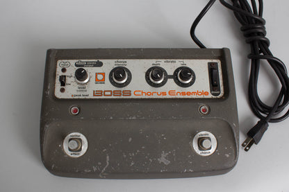 Boss CE-1 Chorus Ensemble Chorus and Vibrato Effect (1980)