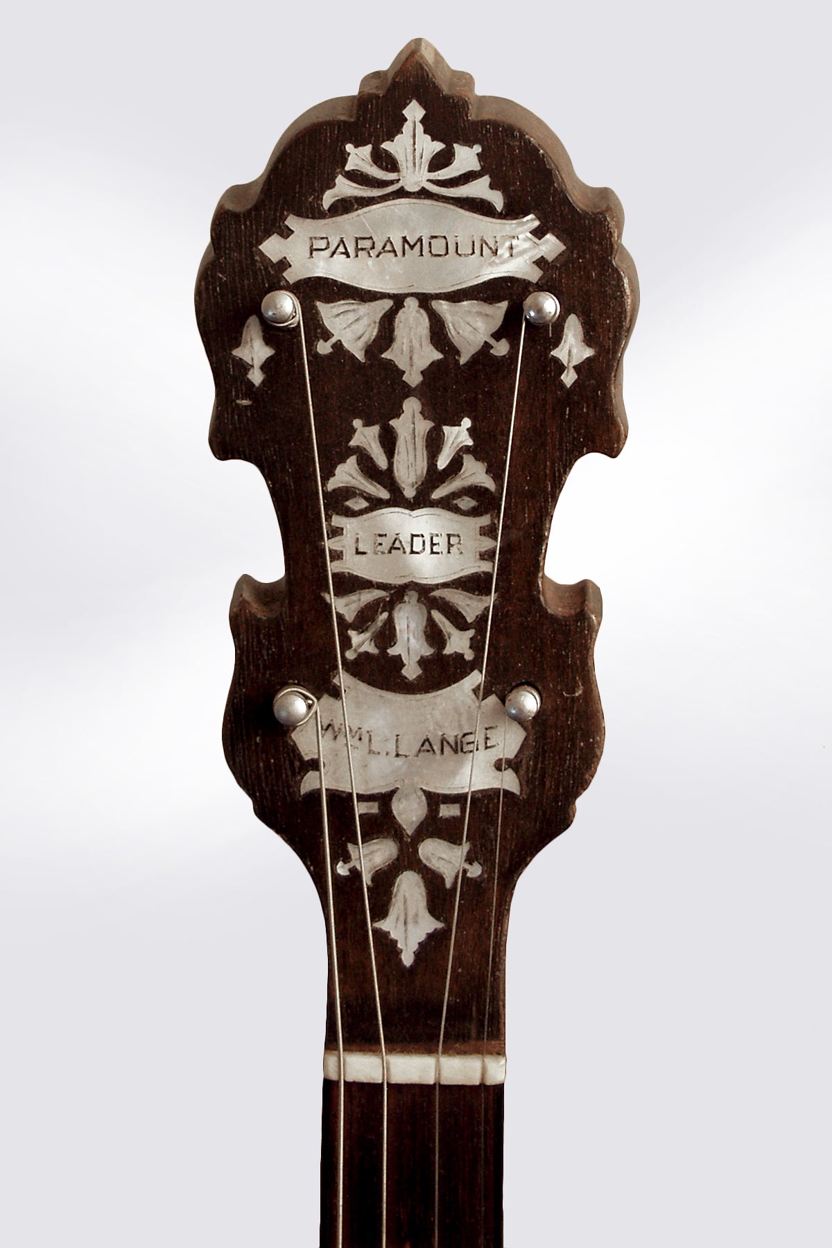 Paramount Leader Tenor Banjo (1924)