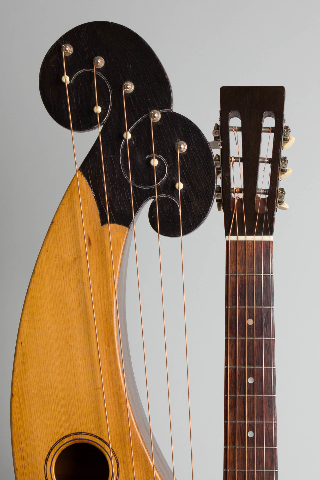 Larson Brothers Dyer Symphony #4 Harp Guitar (1910)