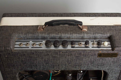 Supro Model 1690T Coronado Tube Amplifier (1961)
