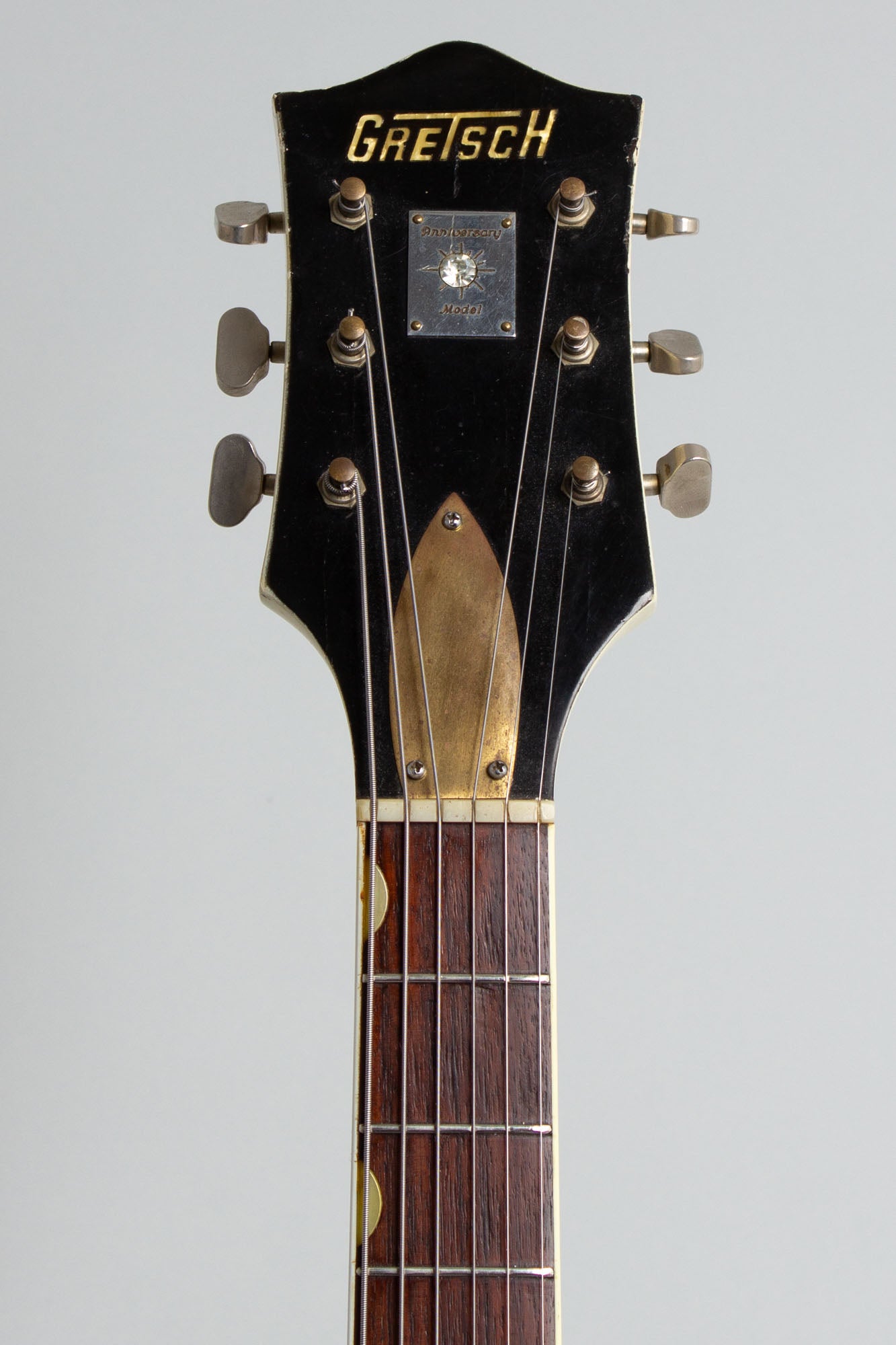 Gretsch Model 6117 Double Anniversary White Arch Top Hollow Body Electric Guitar (1968)