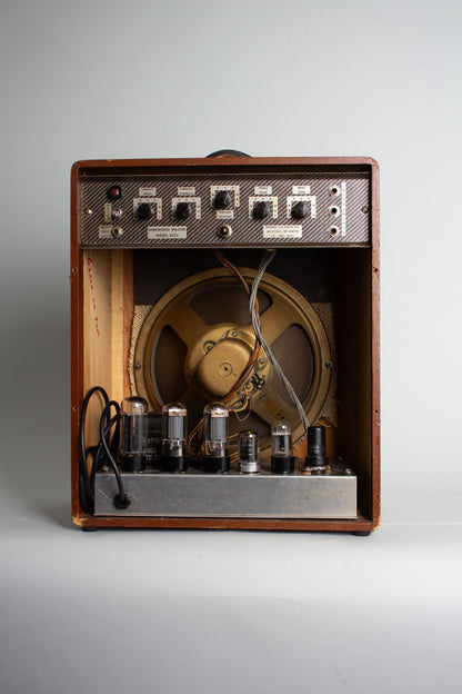 Danelectro Sherwood Master Model 8422 Tube Amplifier (1949)