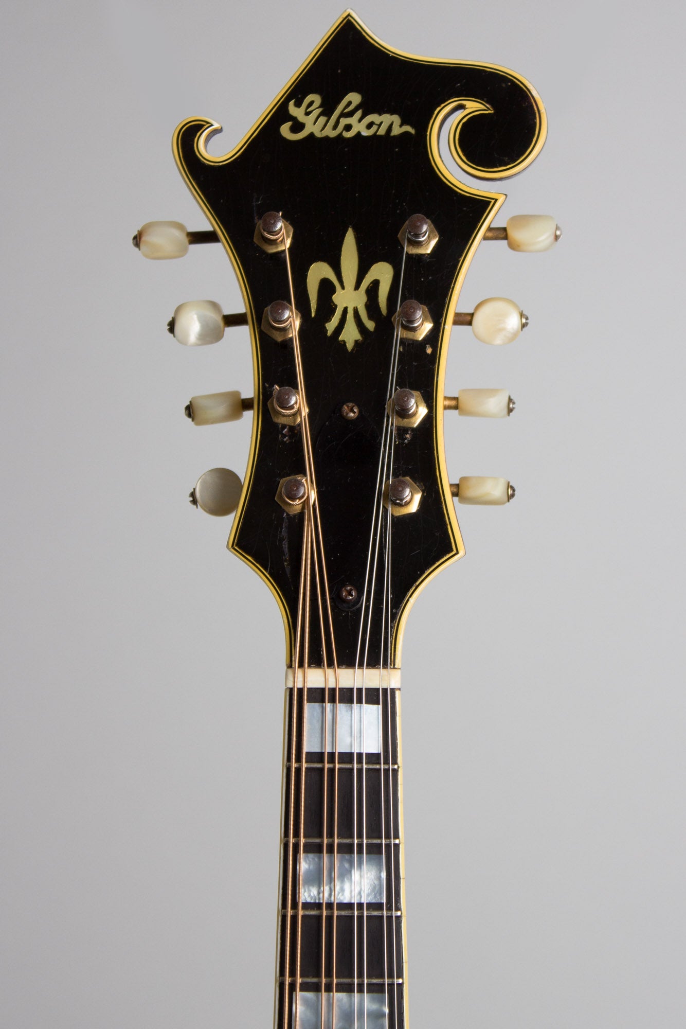 Gibson F-5 Carved Top Mandolin (1941)