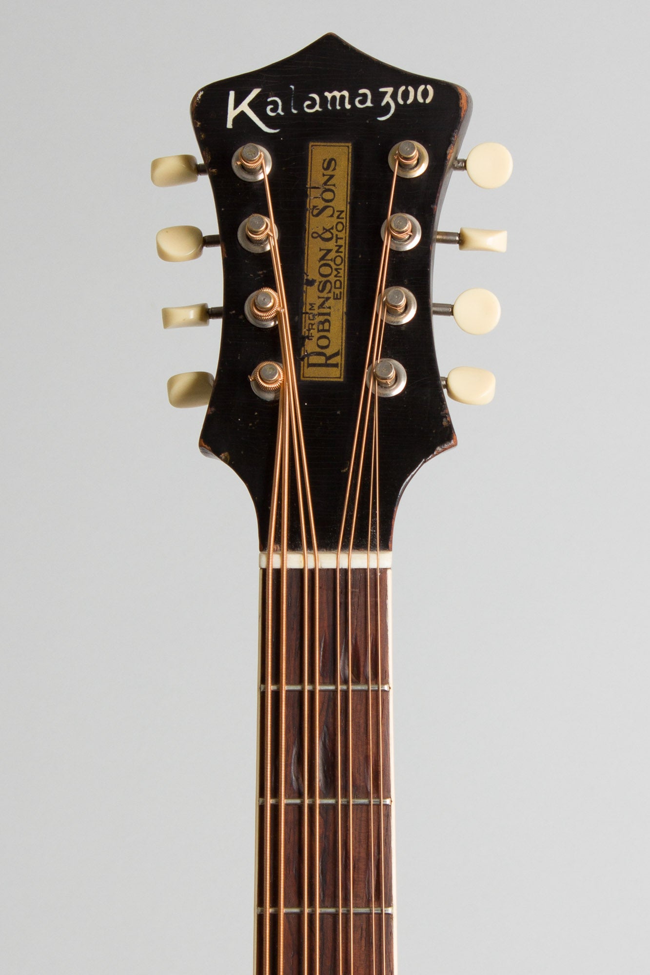 Kalamazoo KK-31 Arch top Mandocello (1939)