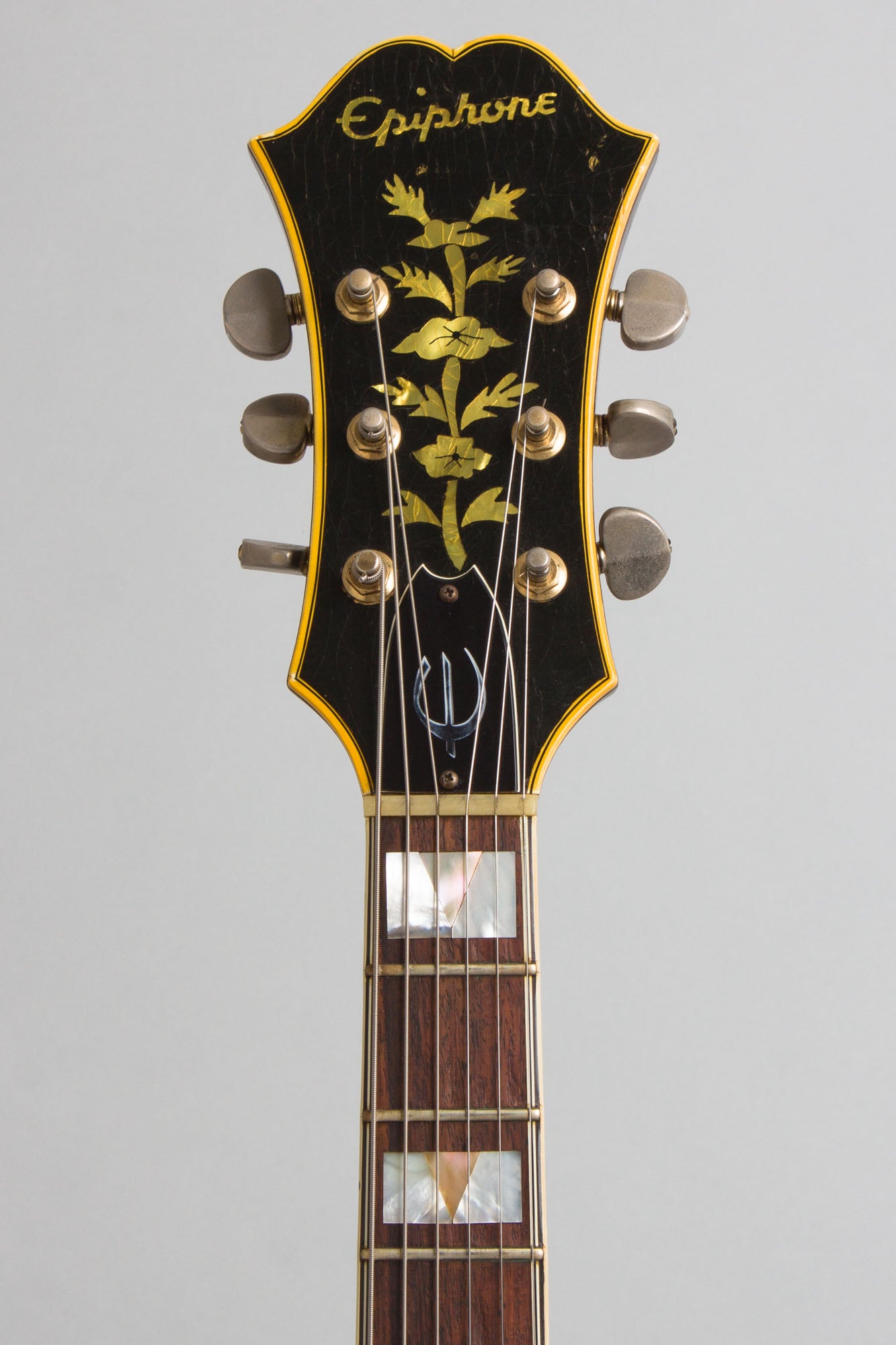 Epiphone Sheraton E212T Arch Top Semi-Hollow Body Electric Guitar (1968)