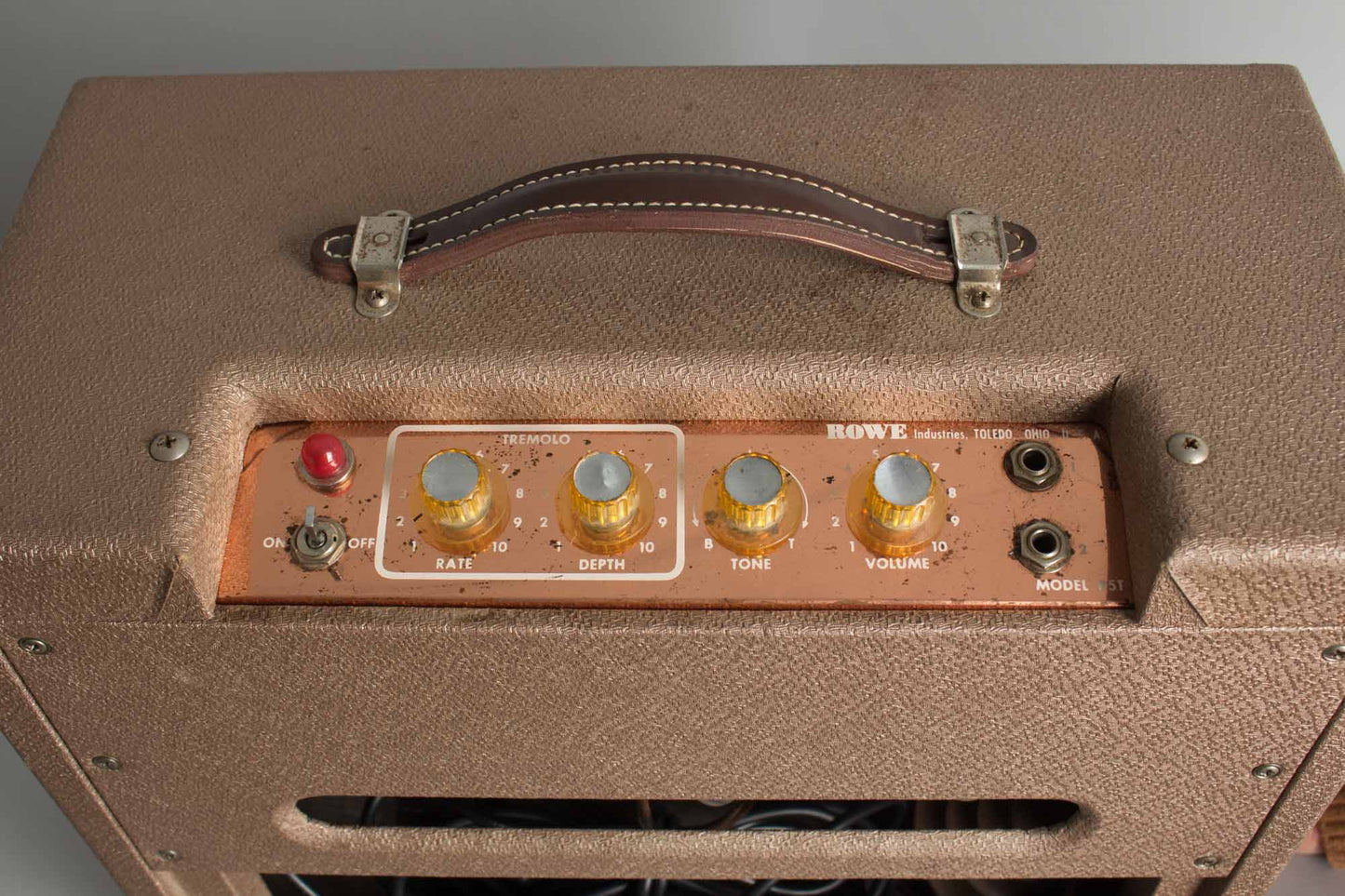 DeArmond R5T Tube Amplifier (1960)