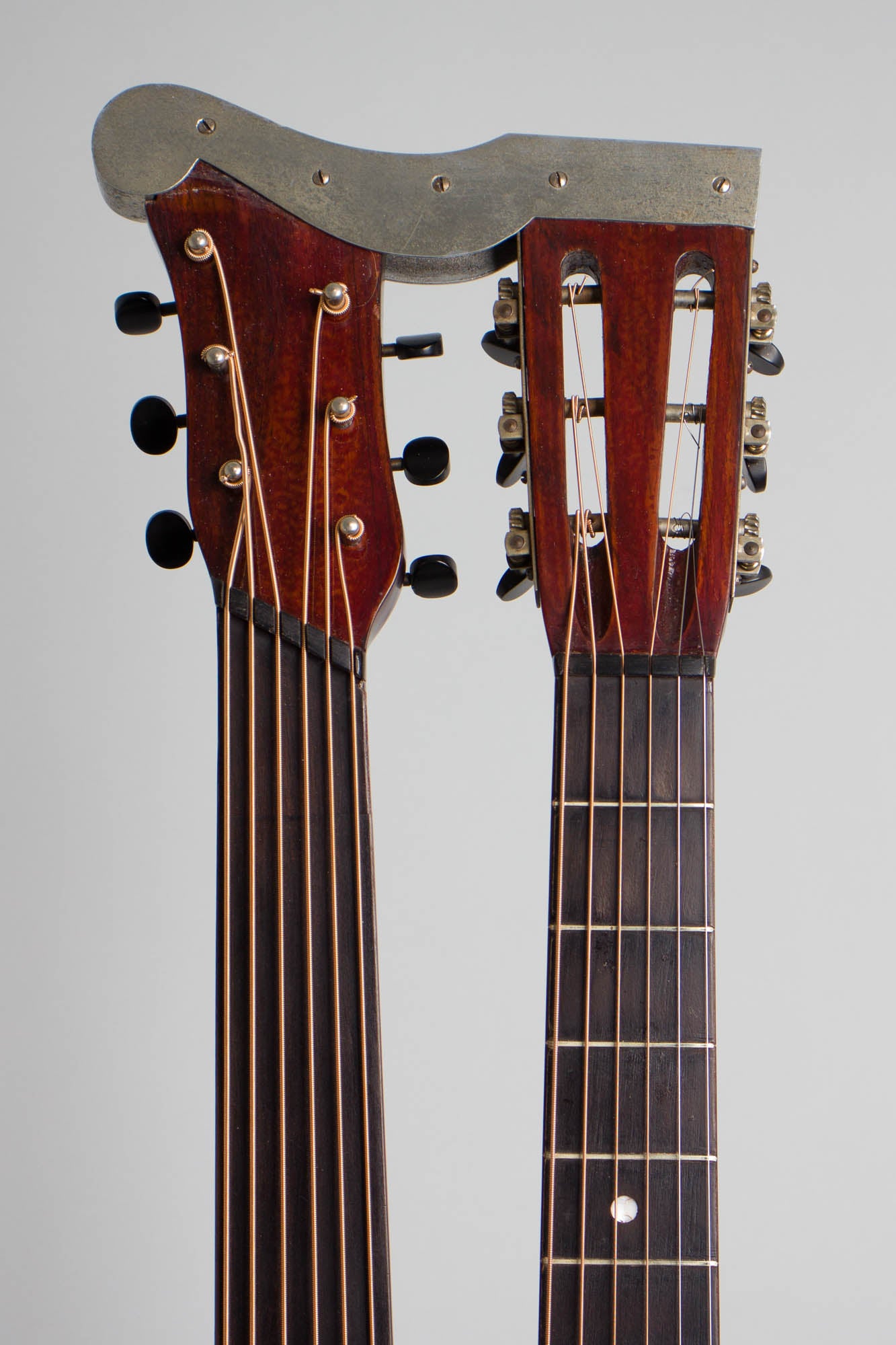 Harmony Supertone #12E 650 1/4 Harp Guitar (1918)