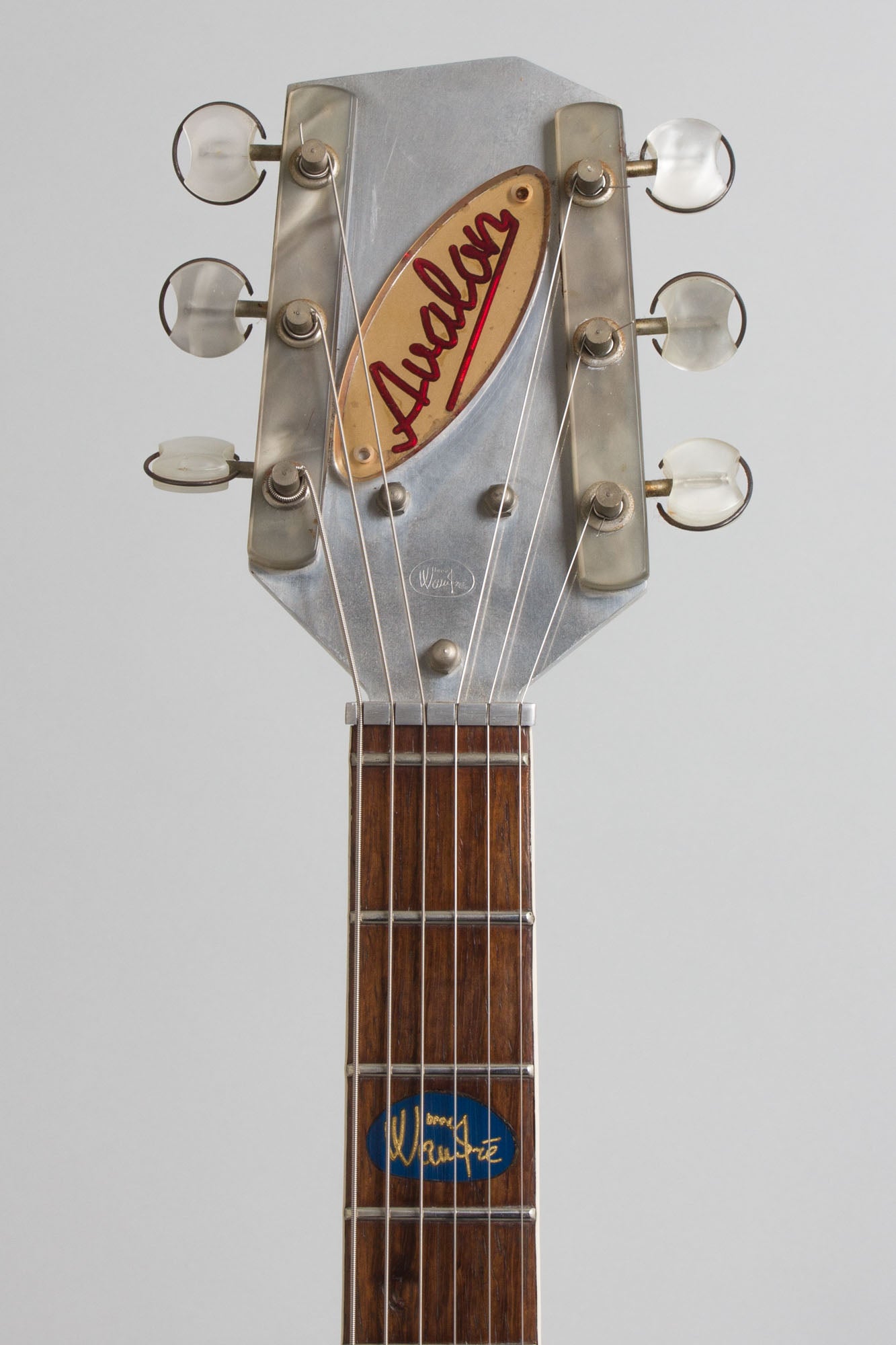 Wandre Avalon Rock Oval Solid Body Electric Guitar (1963)
