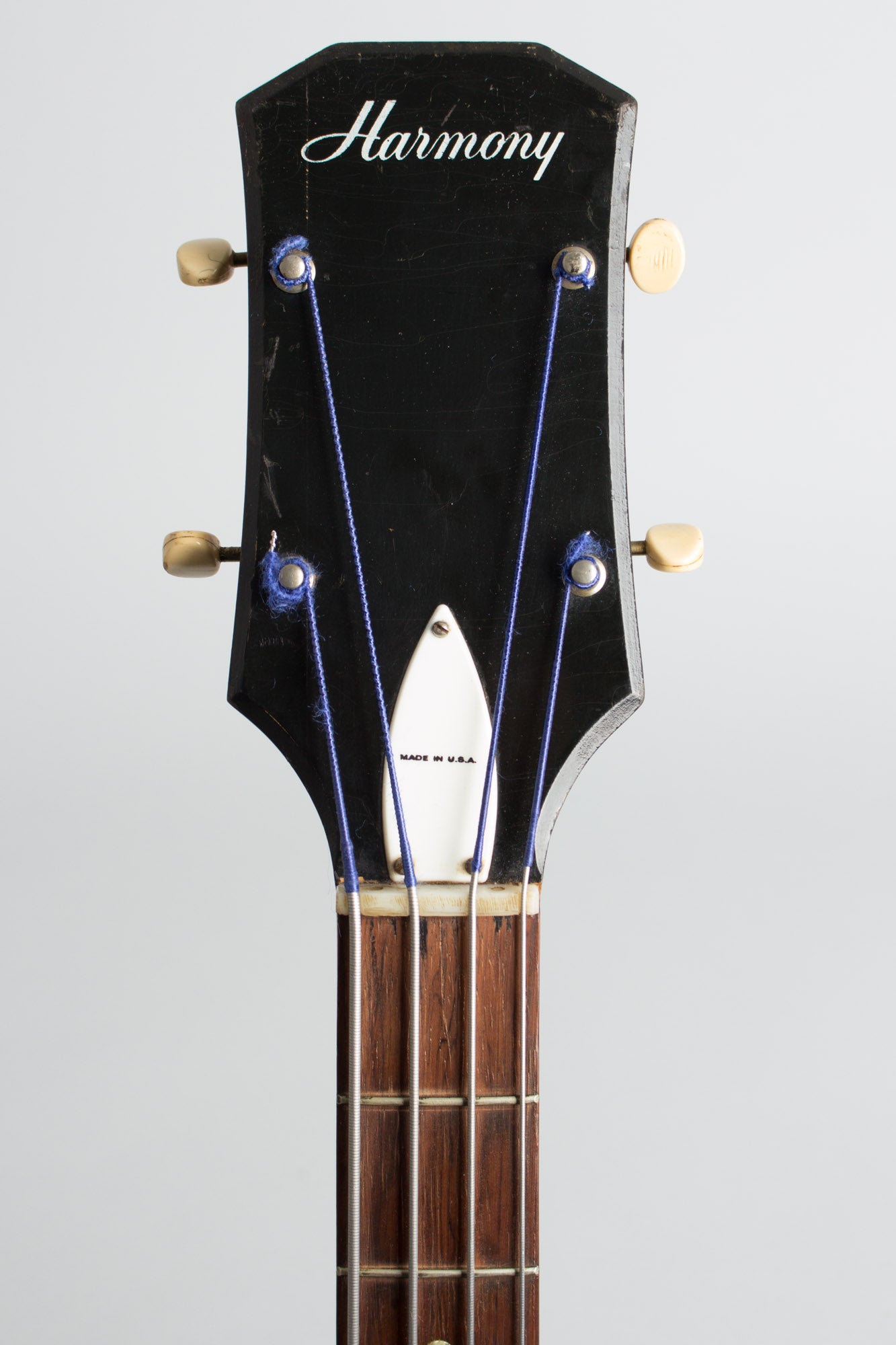 Harmony H-22 Electric Bass Guitar (1967)