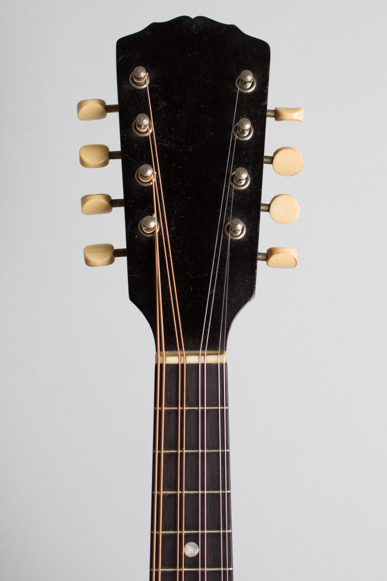 Gibson Style A- Carved Top Mandolin (1914)