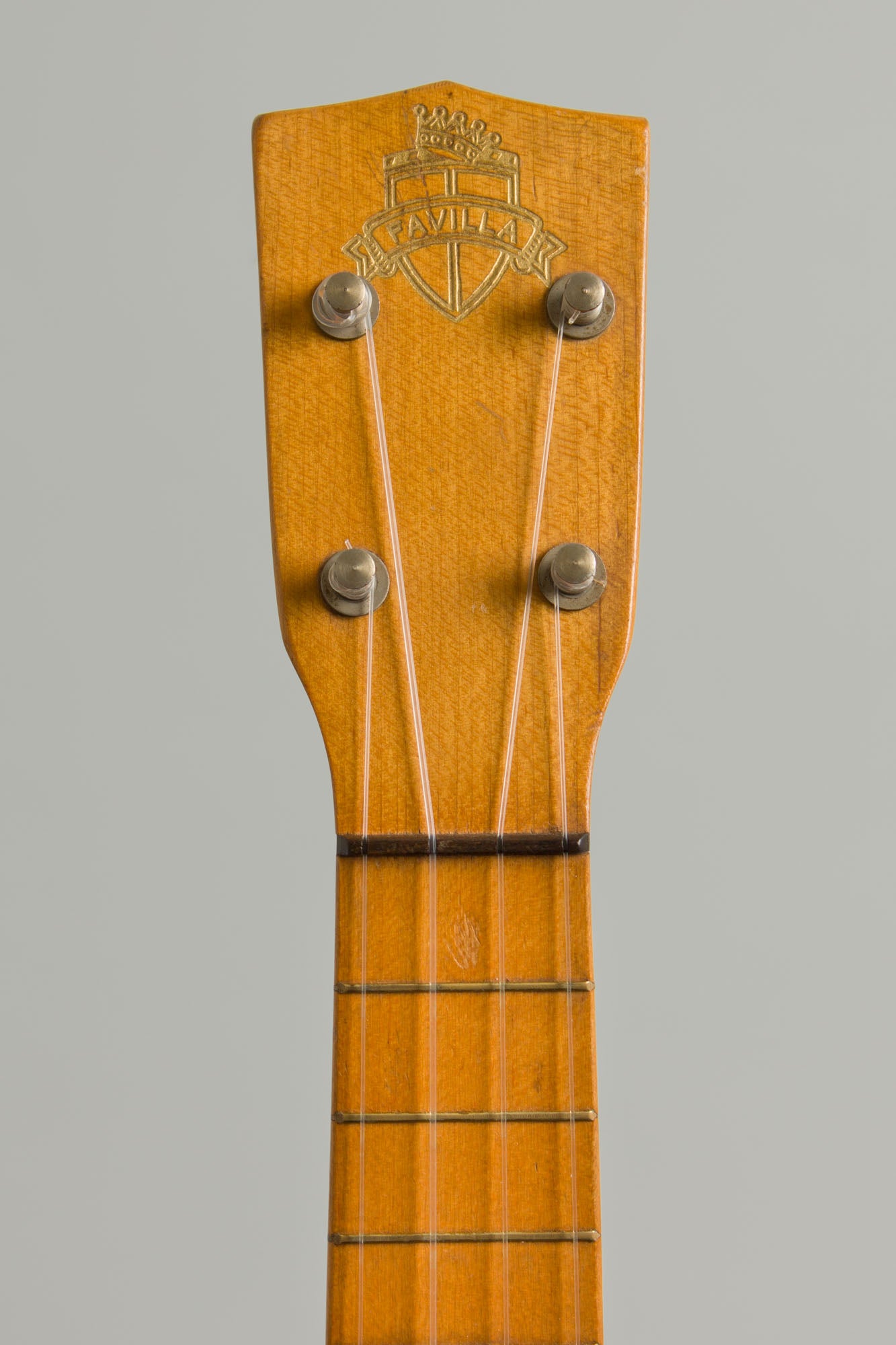 Favilla Teardrop Soprano Ukulele (1930s)