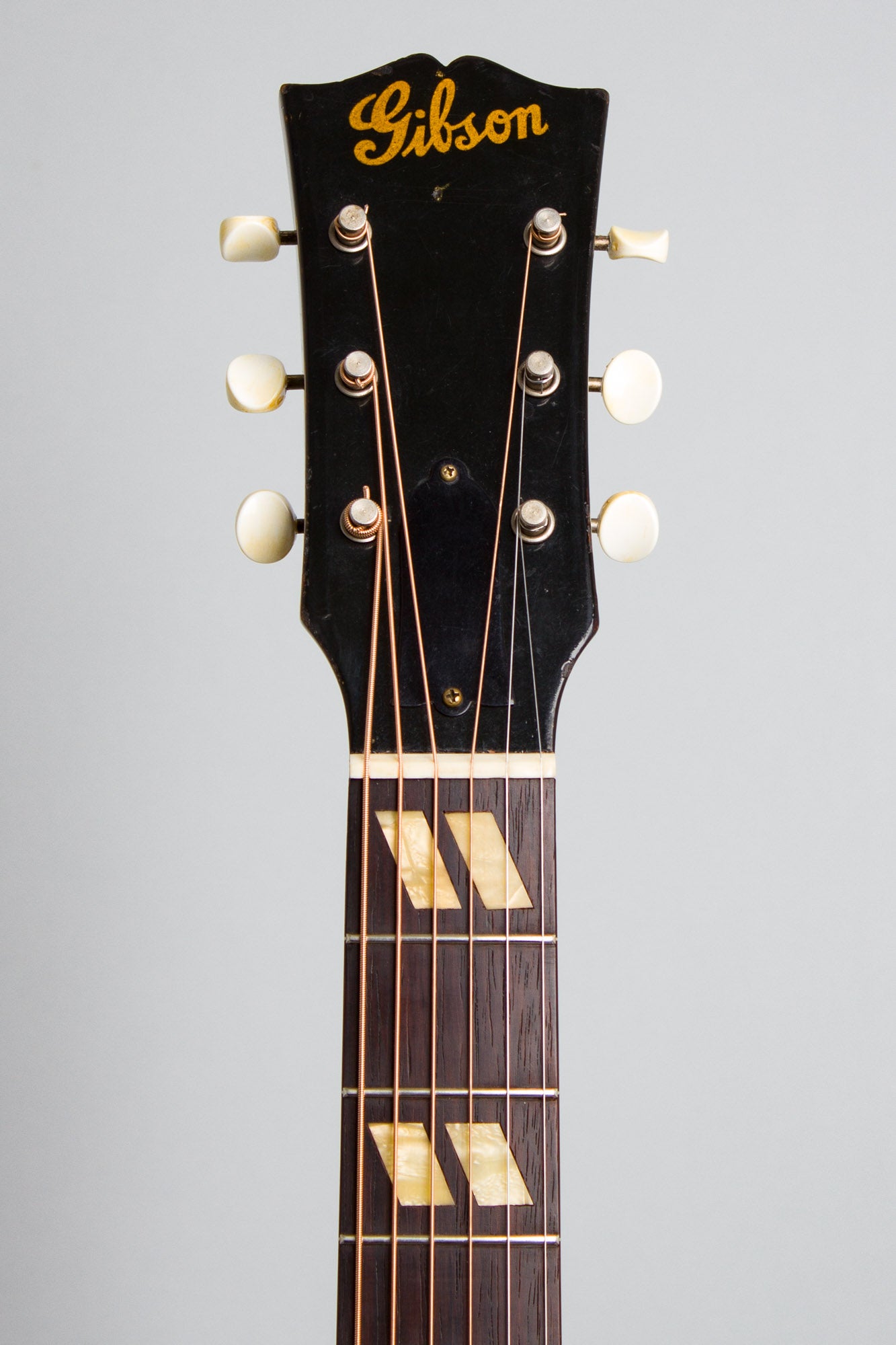 Gibson SJ Southern Jumbo Flat Top Acoustic Guitar (1946)