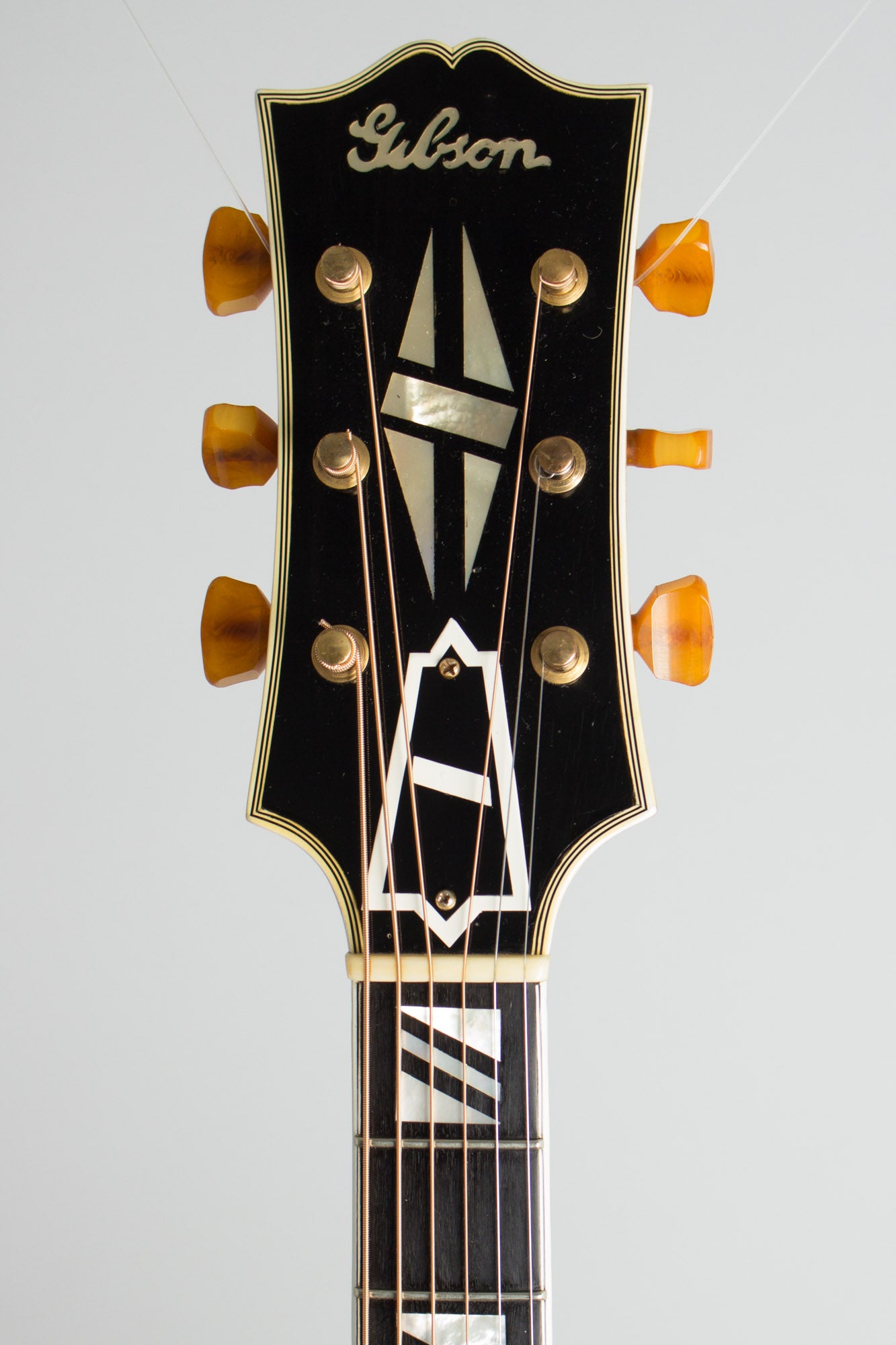 Gibson Super 400 Arch Top Acoustic Guitar (1940)