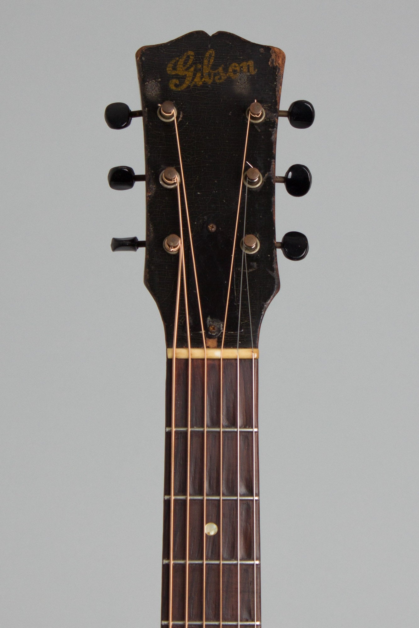 Gibson LG-2 Flat Top Acoustic Guitar (1946)