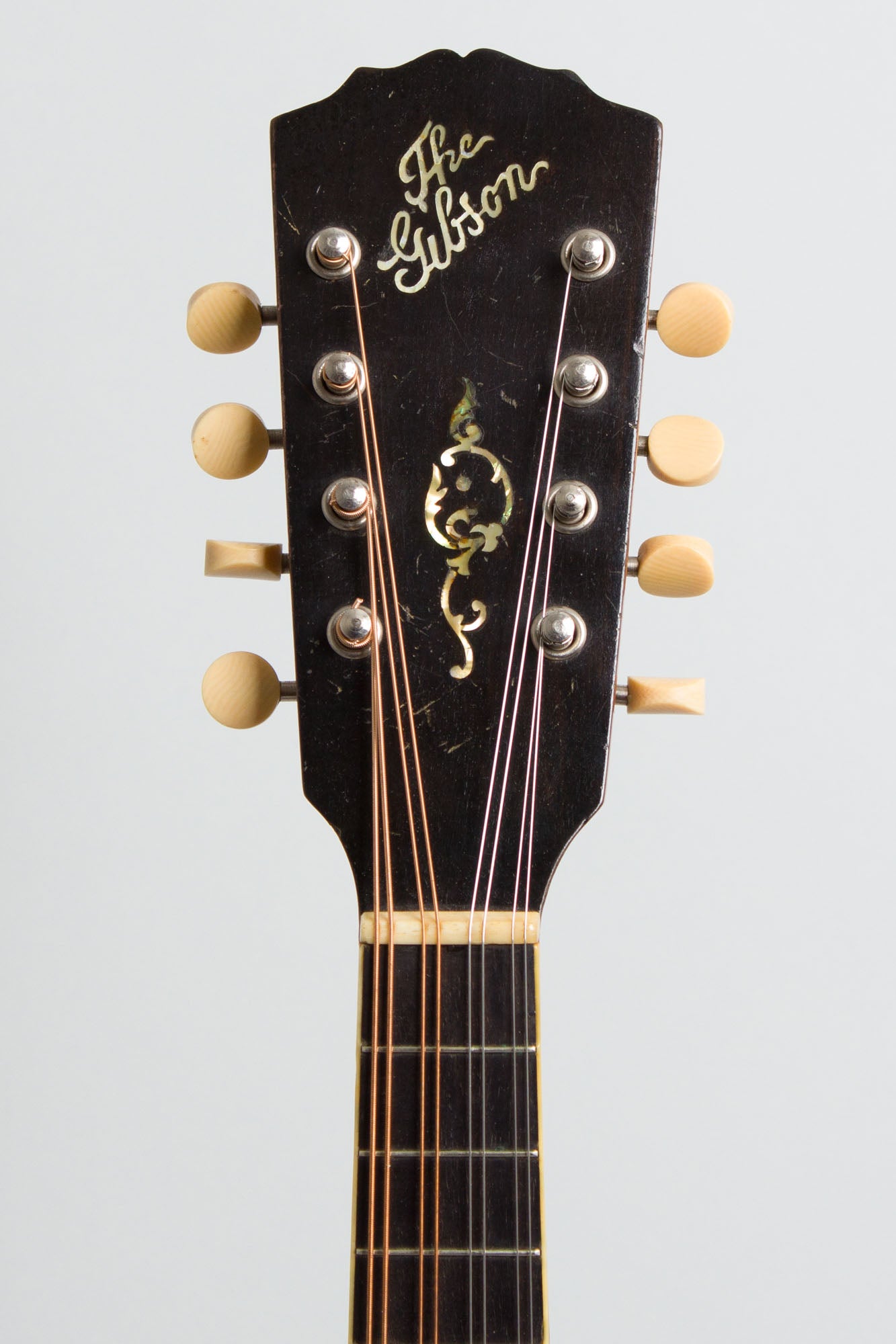 Gibson Model A-3 Carved Top Mandolin (1919)