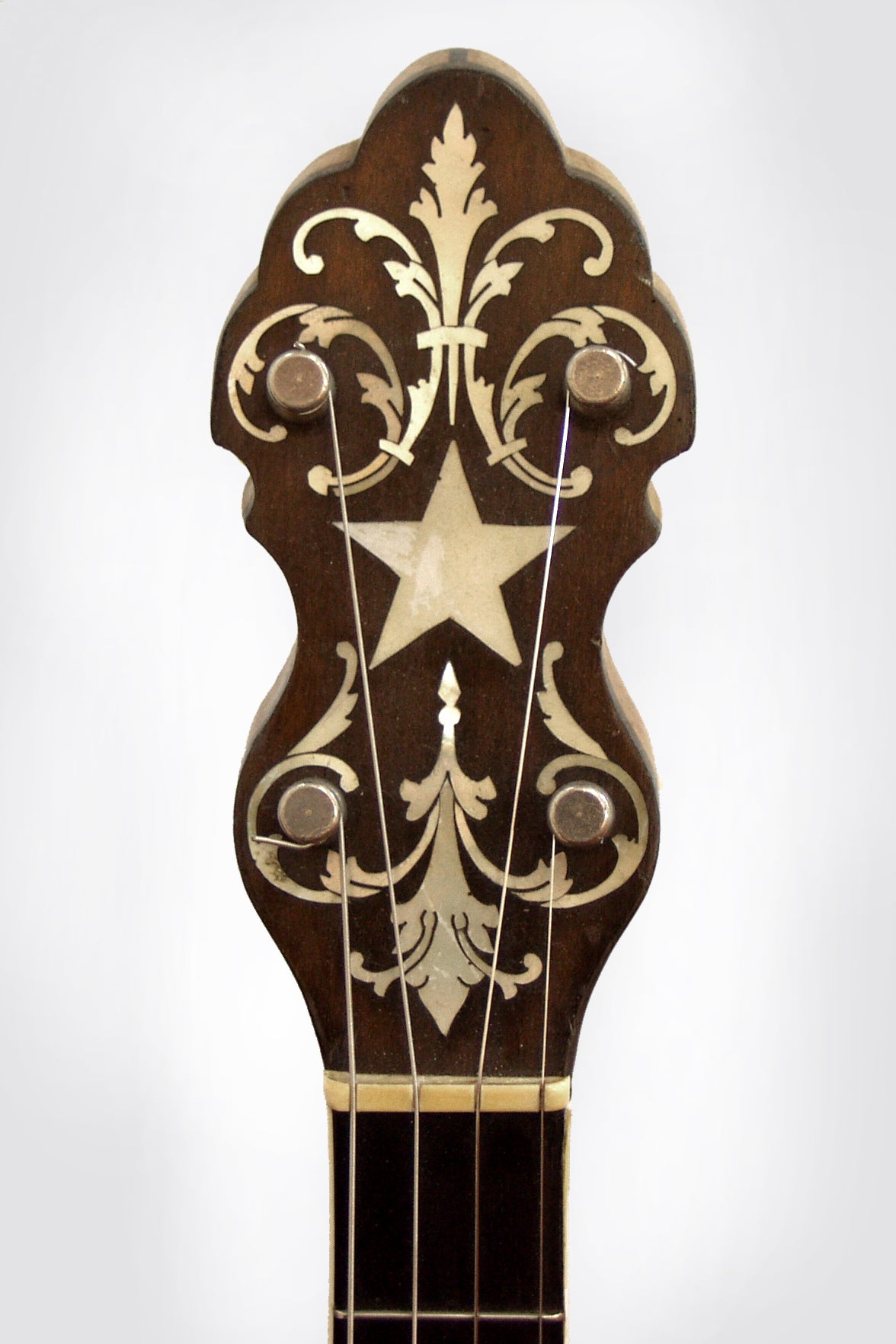 Van Eps Recording Tenor Banjo (1922)