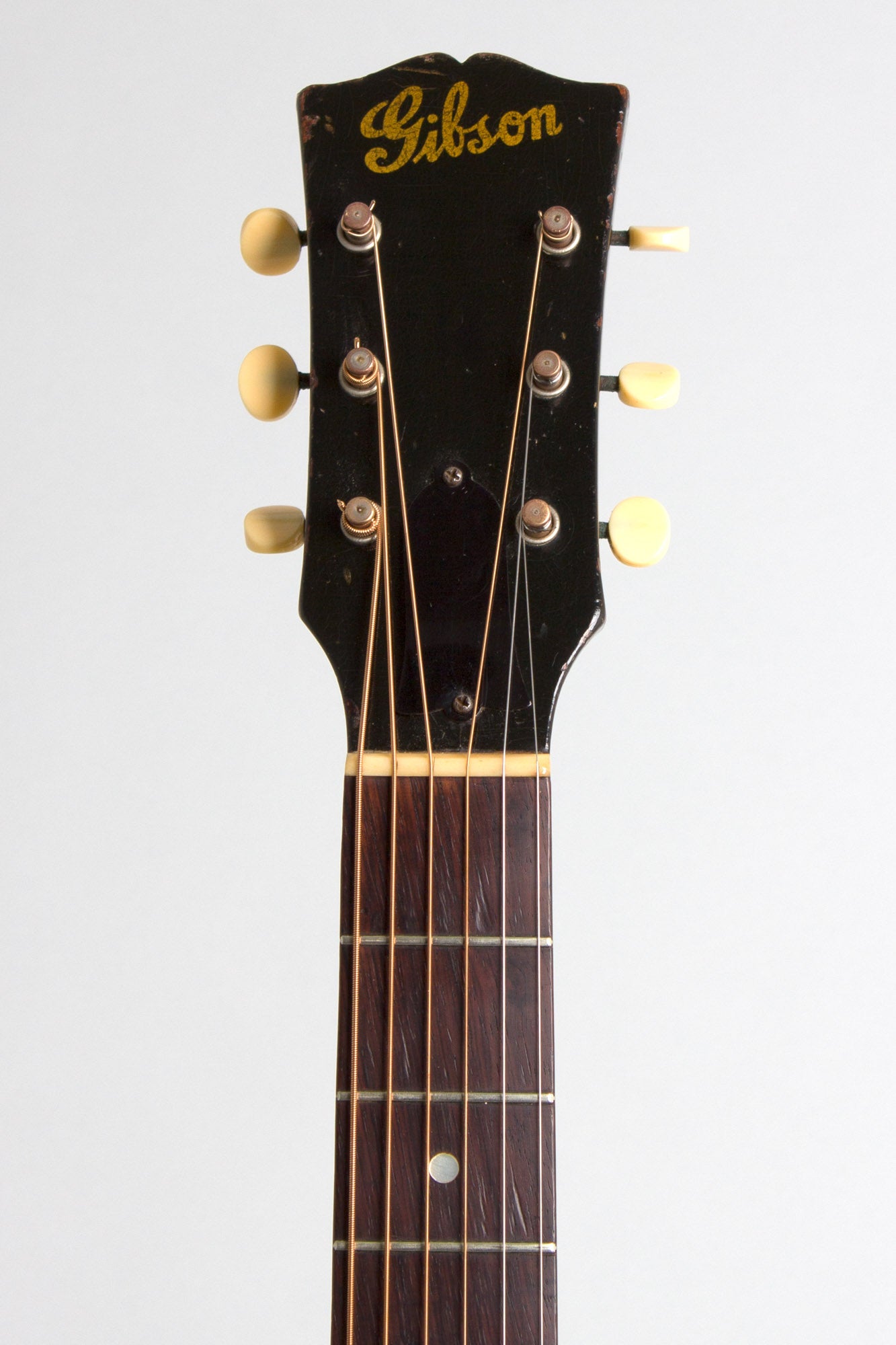 Gibson LG-2 Flat Top Acoustic Guitar (1946-7)