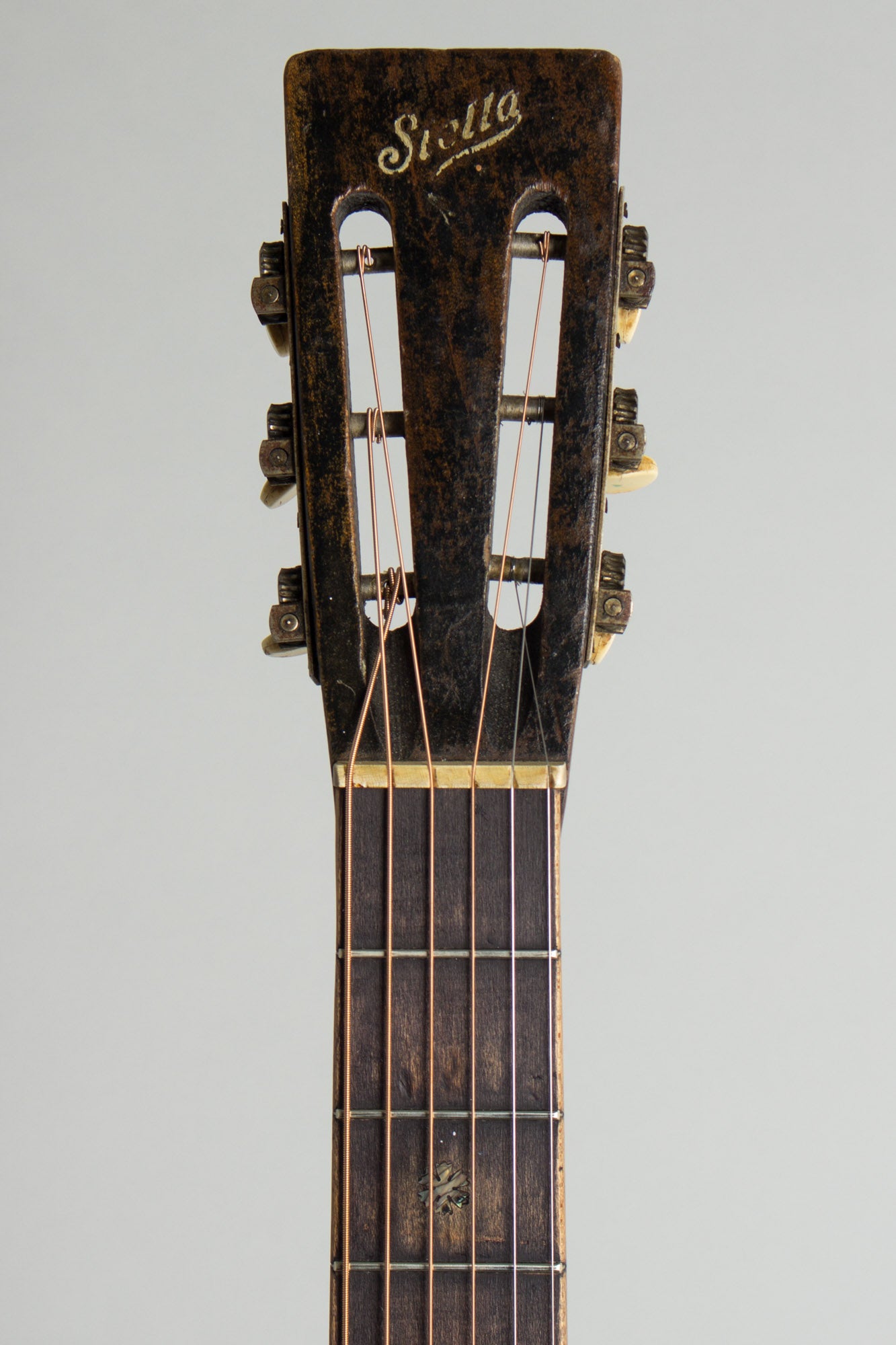 Stella Gambler Flat Top Acoustic Guitar (1930)