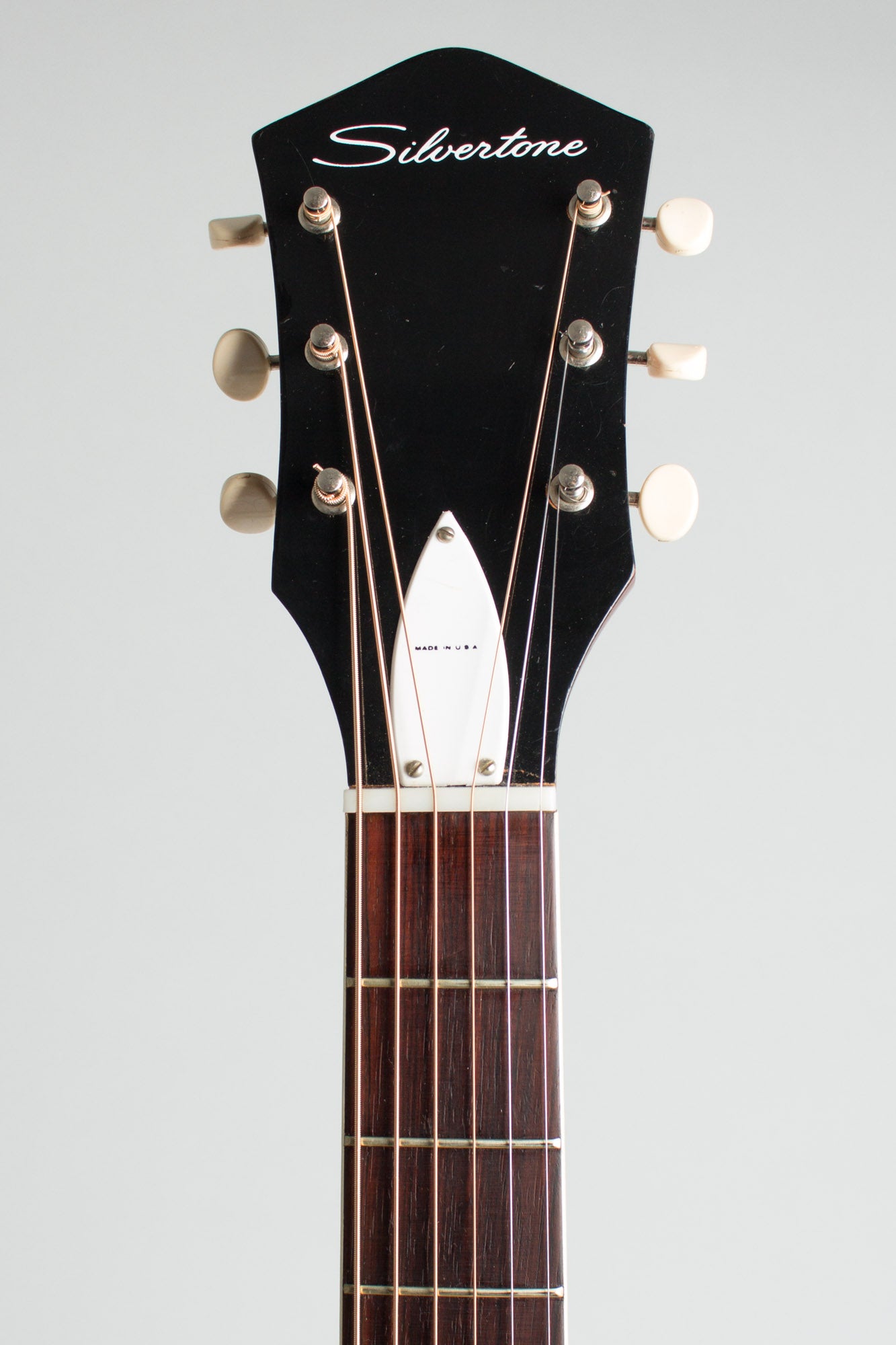 Harmony Silvertone Model 1220L Jumbo Flat Top Acoustic Guitar (1969)
