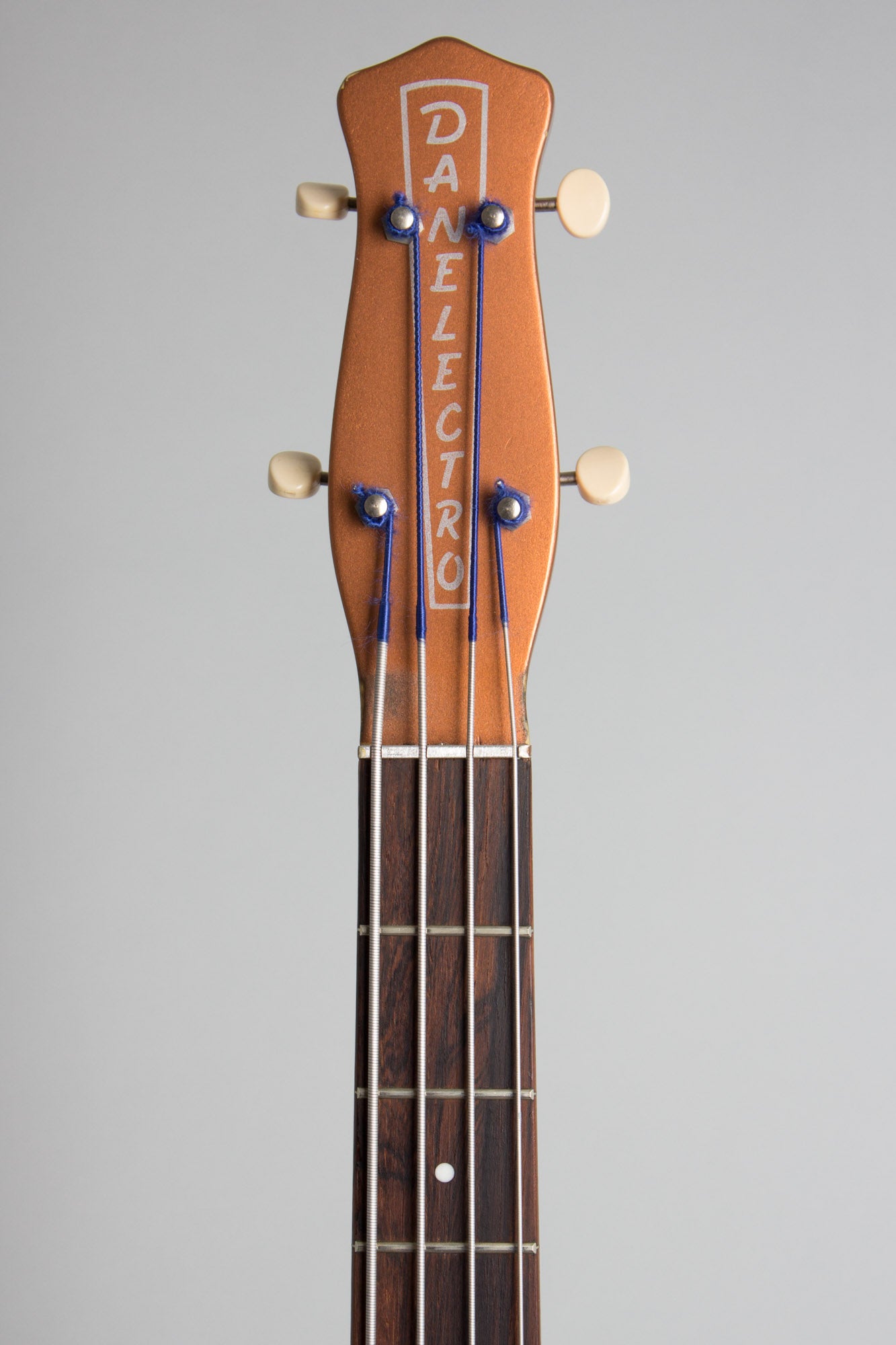 Danelectro Shorthorn Standard Model 3412 Electric Bass Guitar (1960)