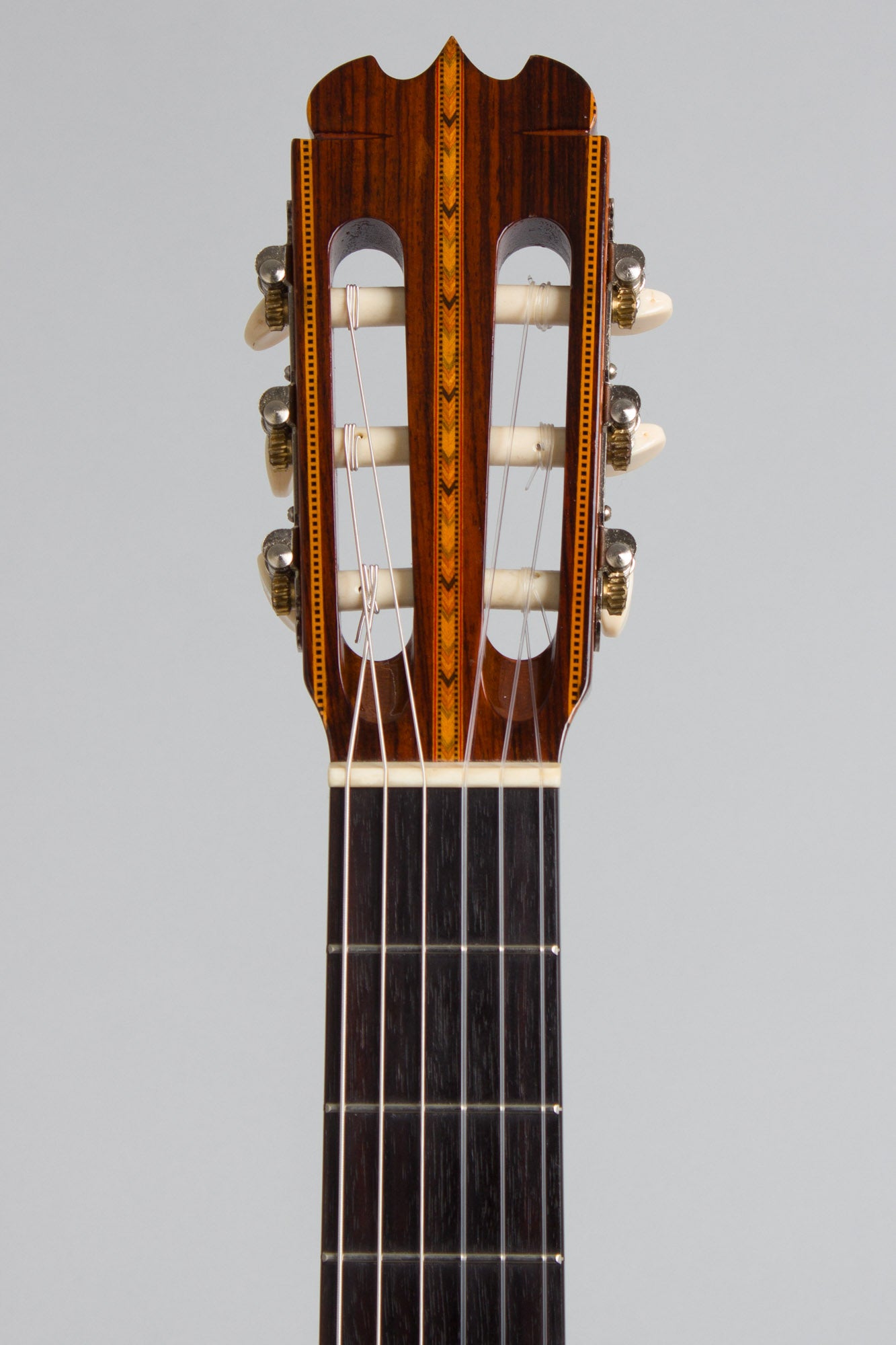 Hernandis Grade #2 Classical Guitar (1973)