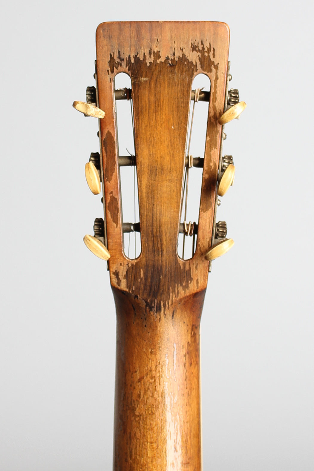 National Triolian Resophonic Guitar (1932)