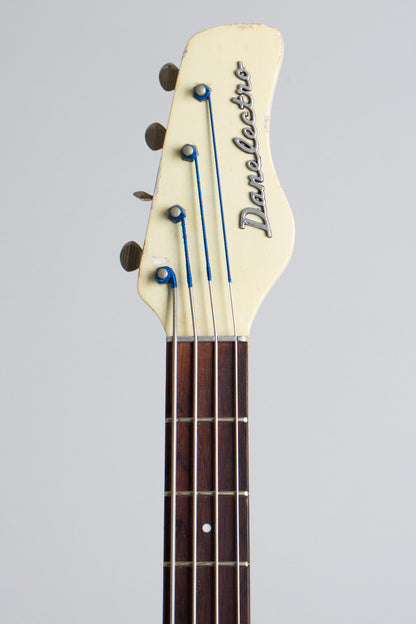 Danelectro Dane D2B4 Solid Body Electric Bass Guitar (1967)