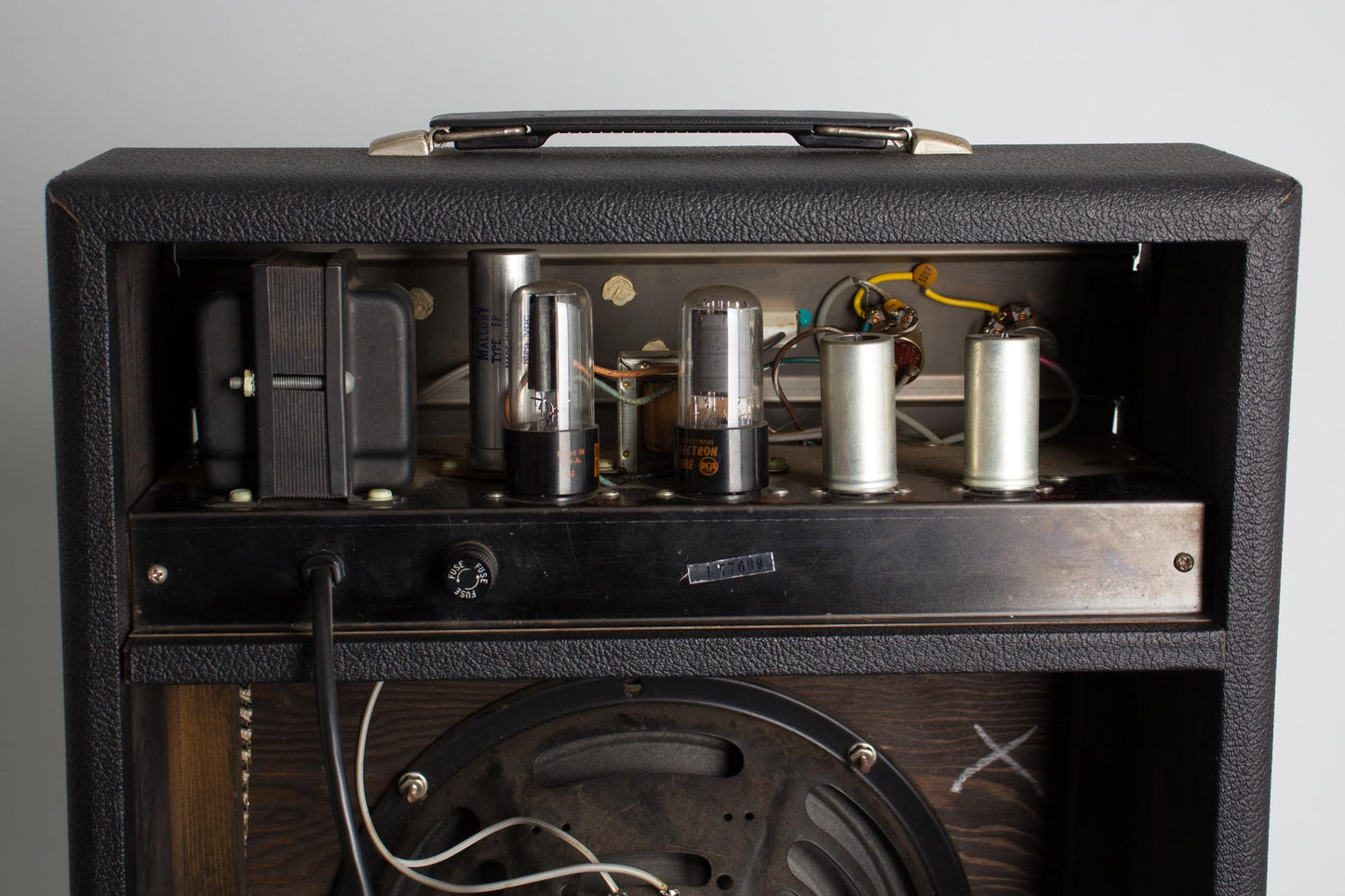 Supro Trojan Model S6616 Tube Amplifier (1966)