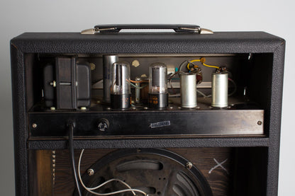 Supro Trojan Model S6616 Tube Amplifier (1966)