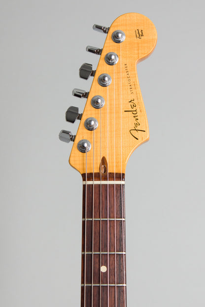 Fender Custom Shop Custom Deluxe Stratocaster Solid Body Electric Guitar (2010)
