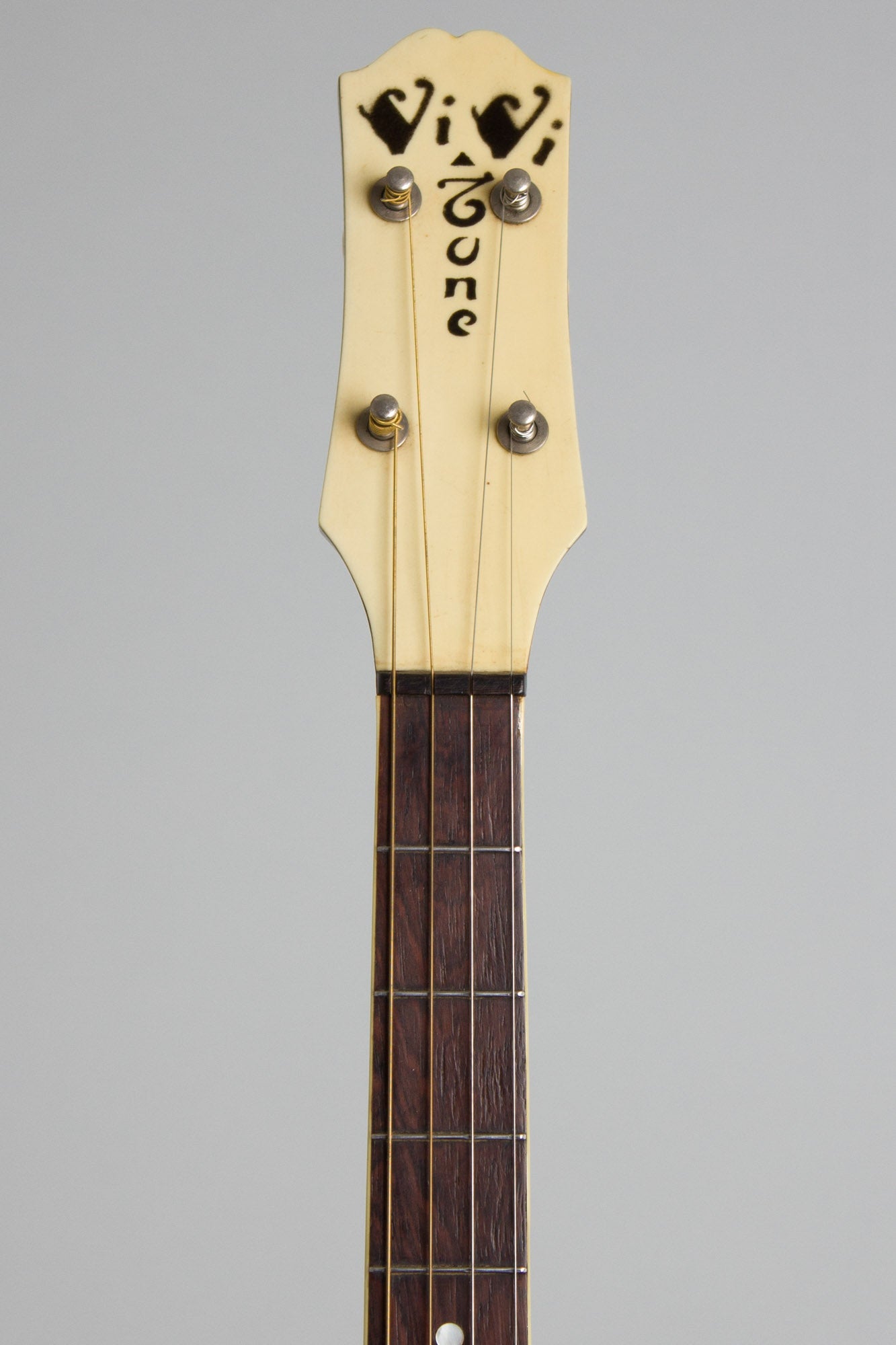 Vivi-Tone Electric Tenor Guitar (1933)