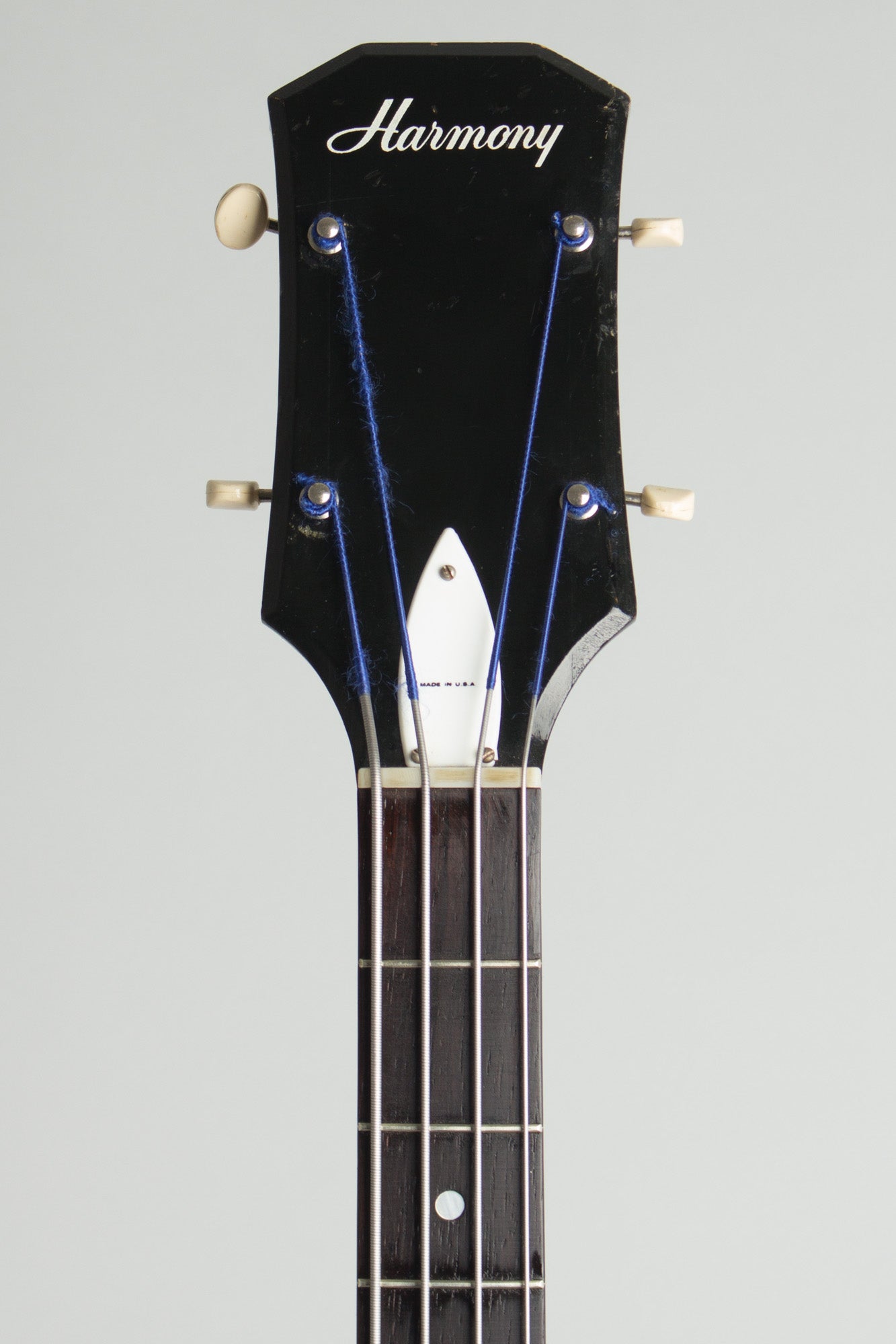 Harmony H-22 Electric Bass Guitar (1966)