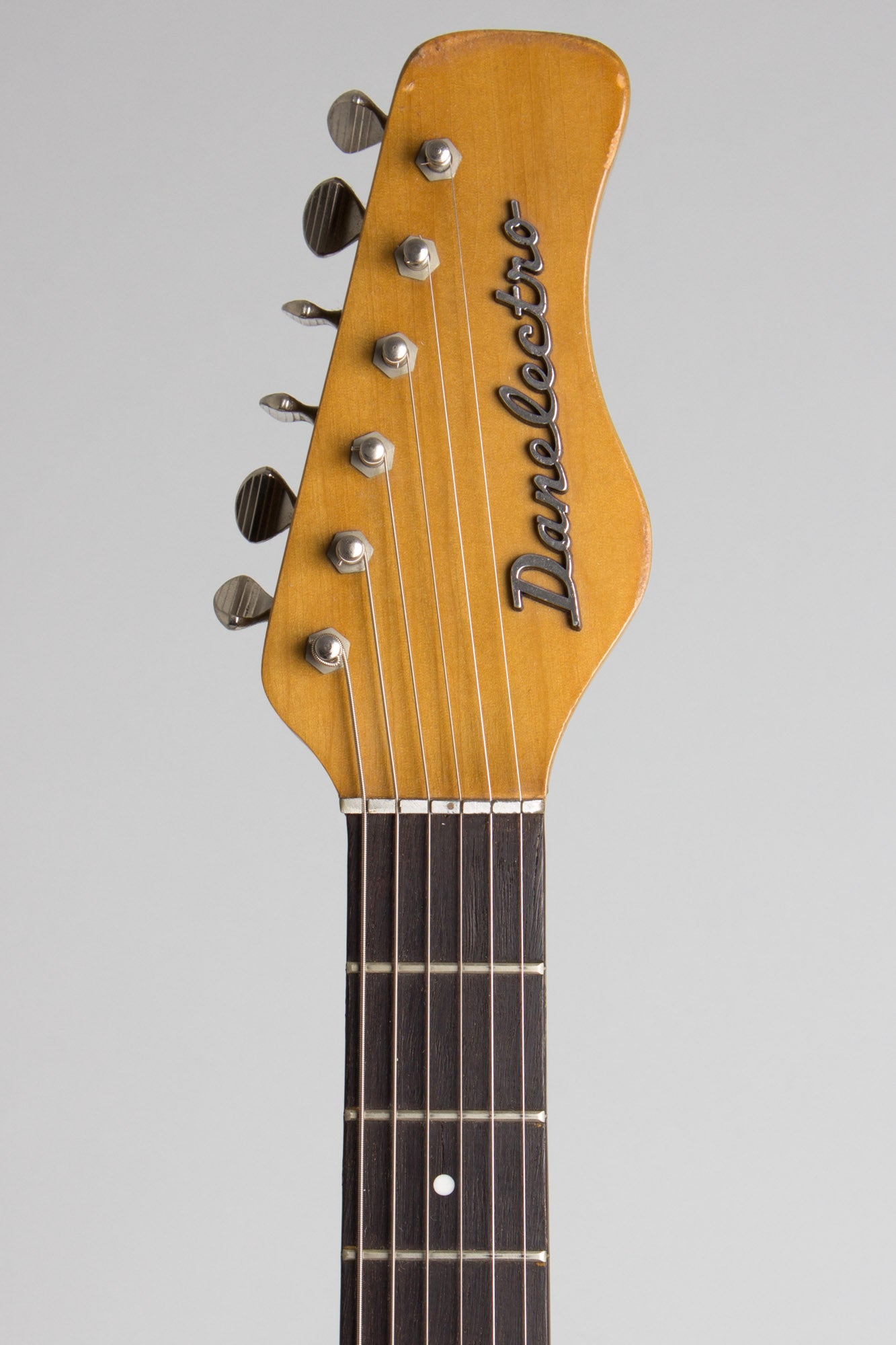 Danelectro Convertible Model 5015 Thinline Hollow Body Electric Guitar (1967)