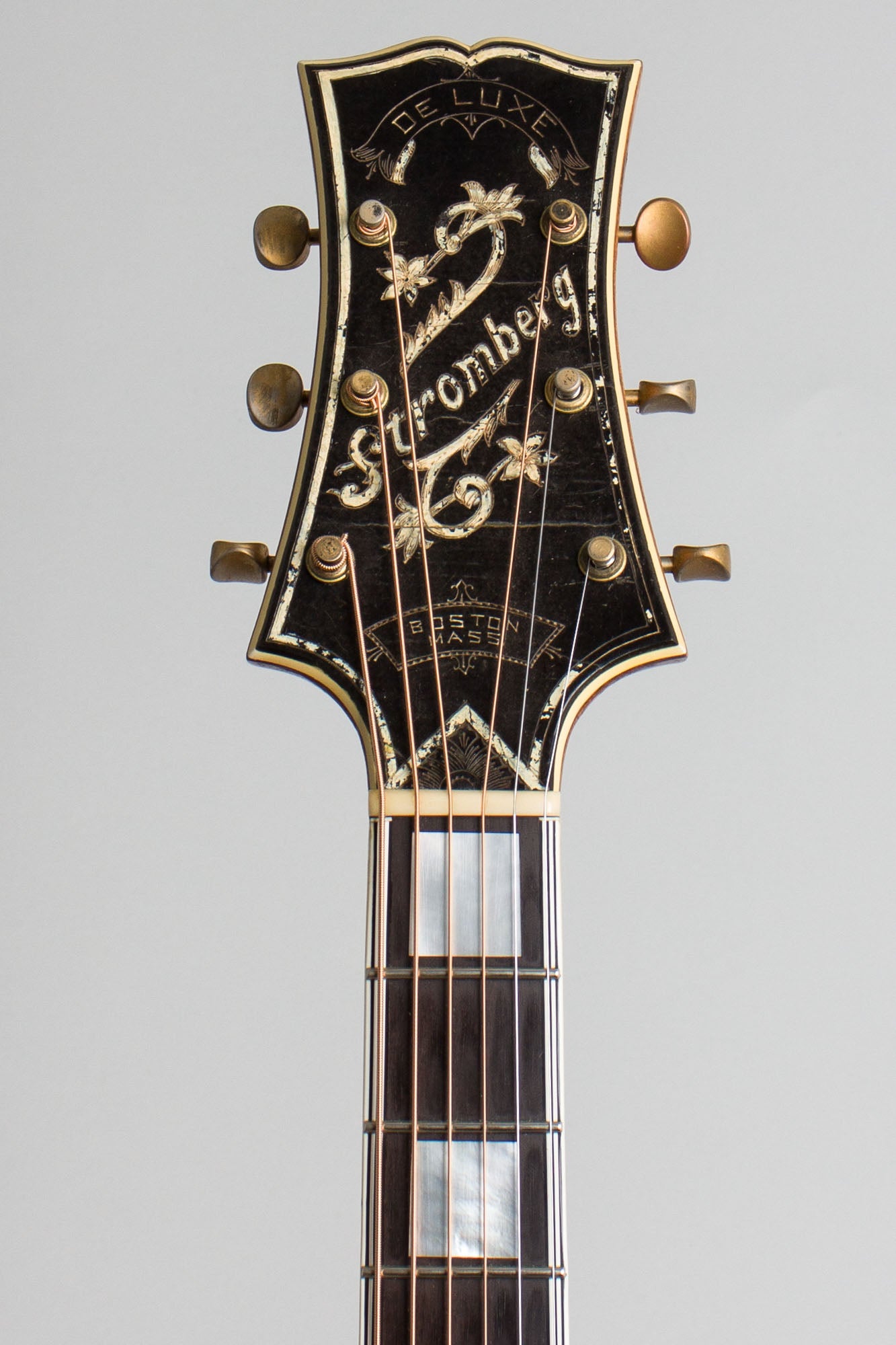 Stromberg Deluxe Arch Top Acoustic Guitar (1940)
