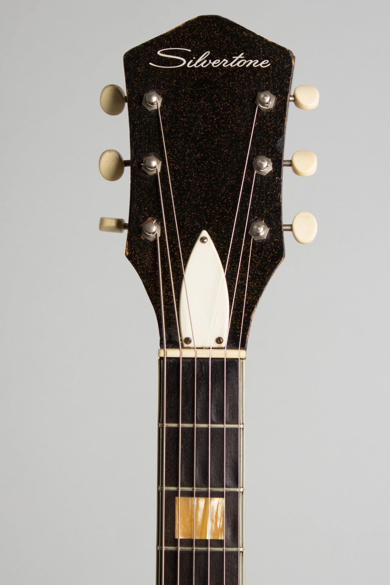 Harmony Silvertone Model 1423 Semi-Hollow Body Electric Guitar (1963)