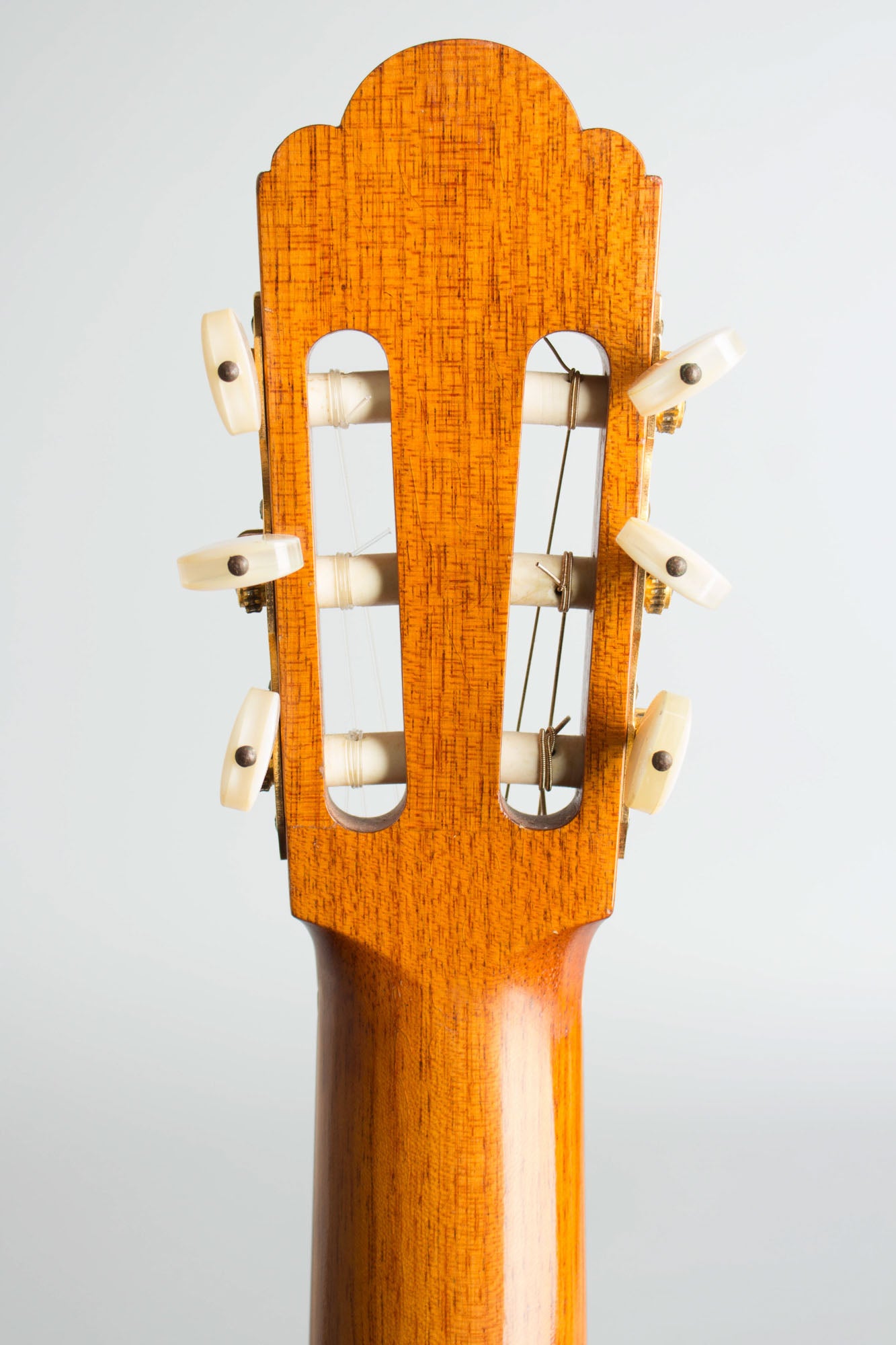 Manuel Velazquez Classical Guitar (1981)