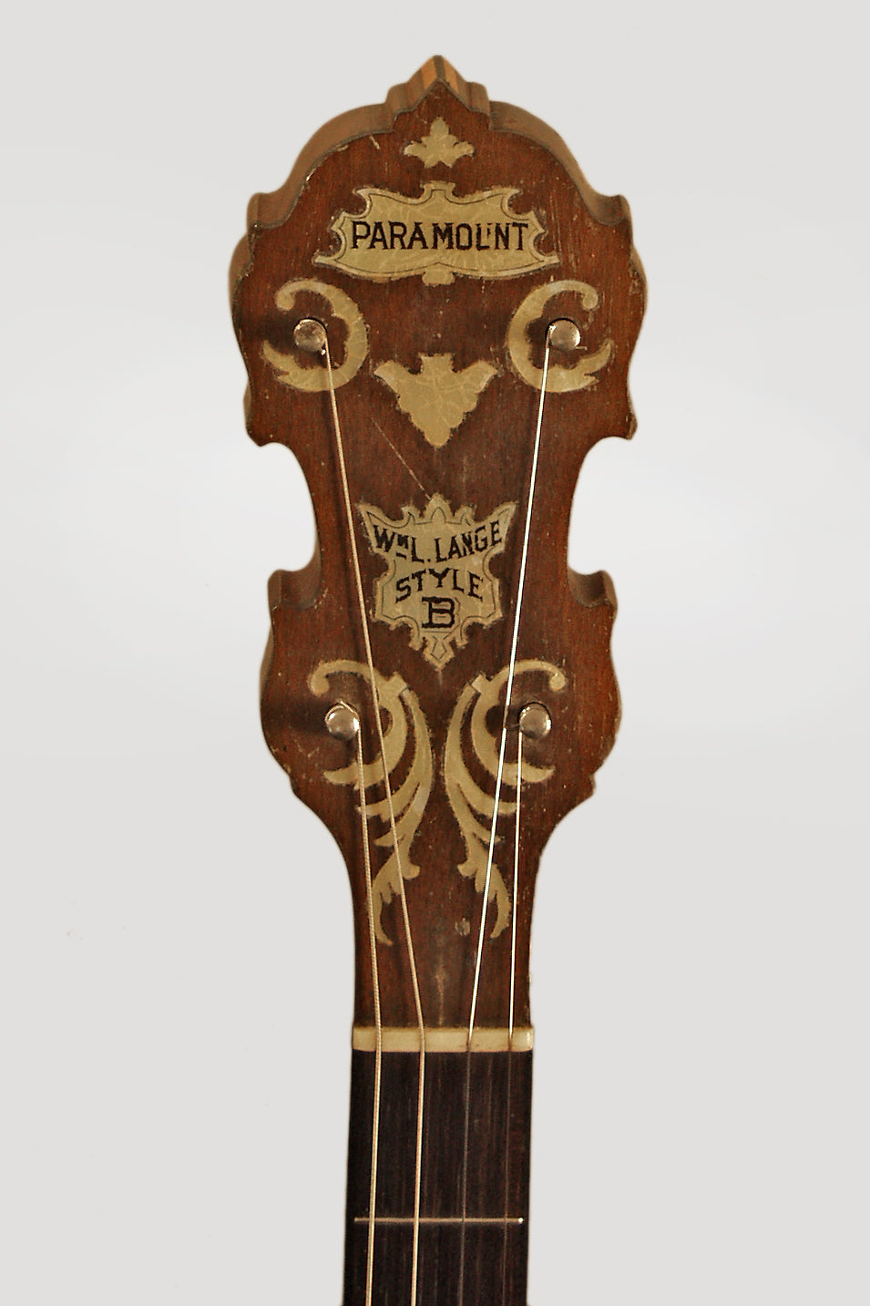 Paramount Style B Tenor Banjo (1928)