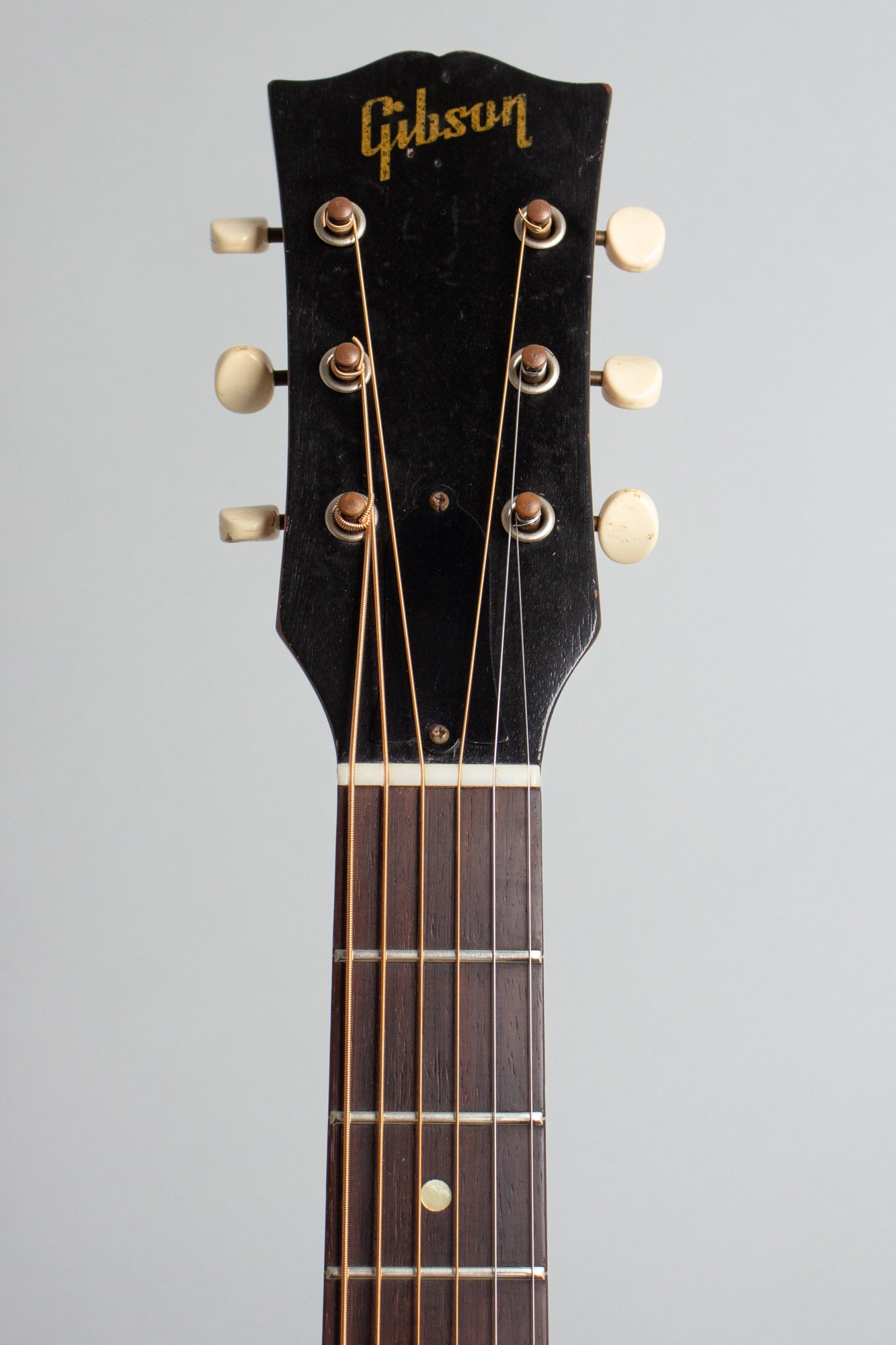 Gibson LG-0 Flat Top Acoustic Guitar (1962)