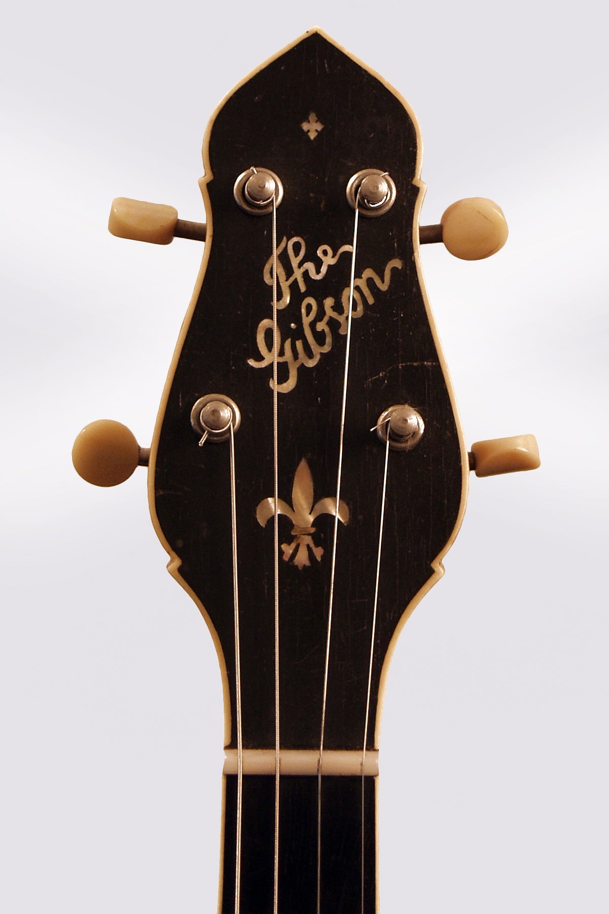Gibson TB-4 Tenor Banjo (1922)