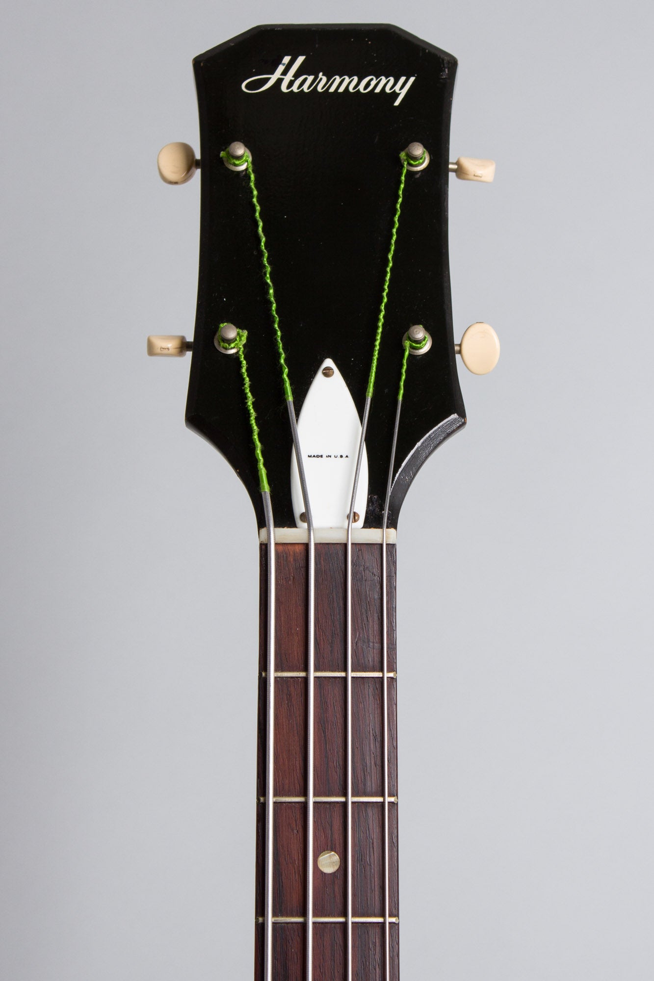 Harmony H-22 Electric Bass Guitar (1967)