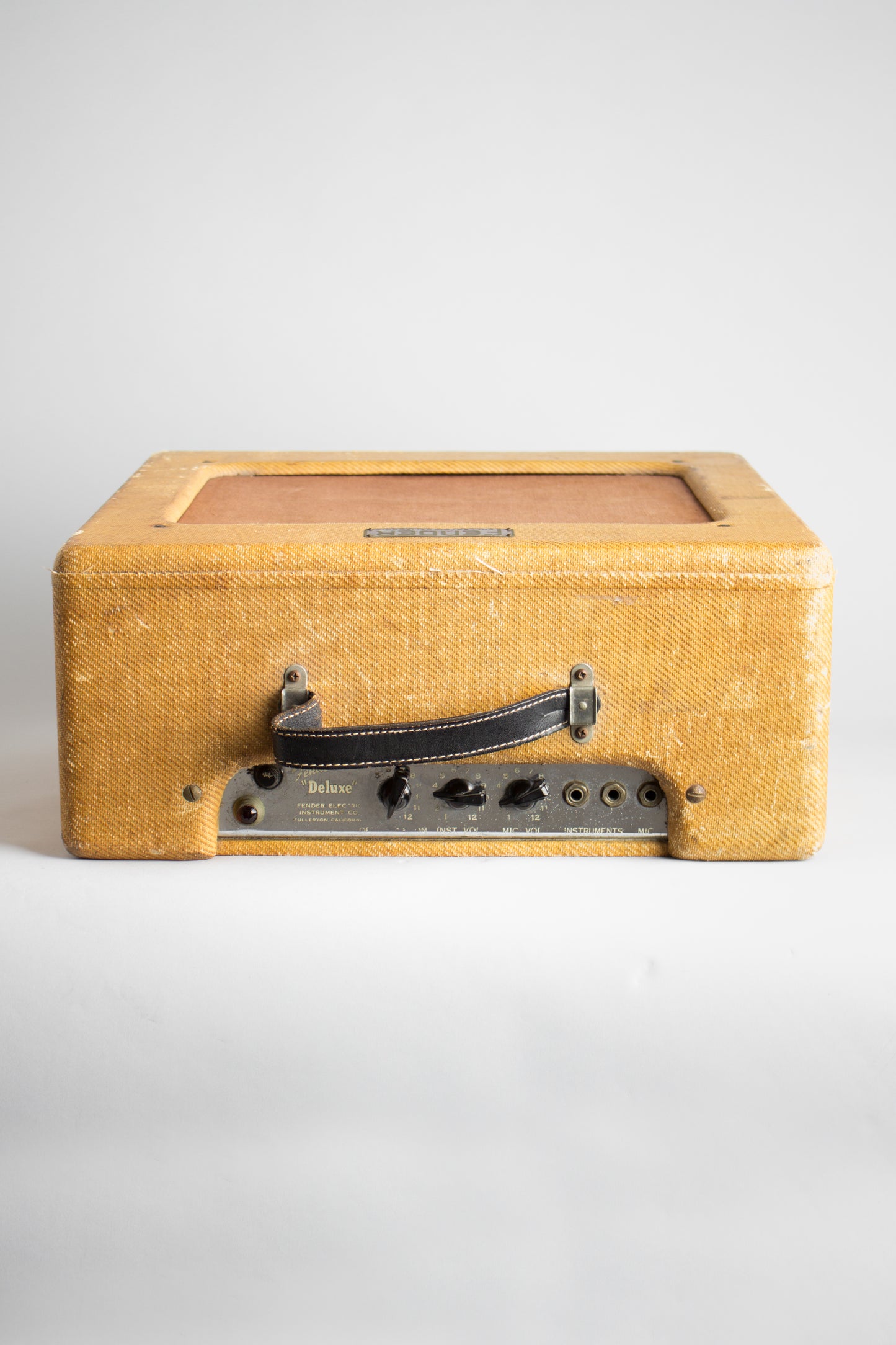 Fender Deluxe Model 5B3 Tube Amplifier (1951)