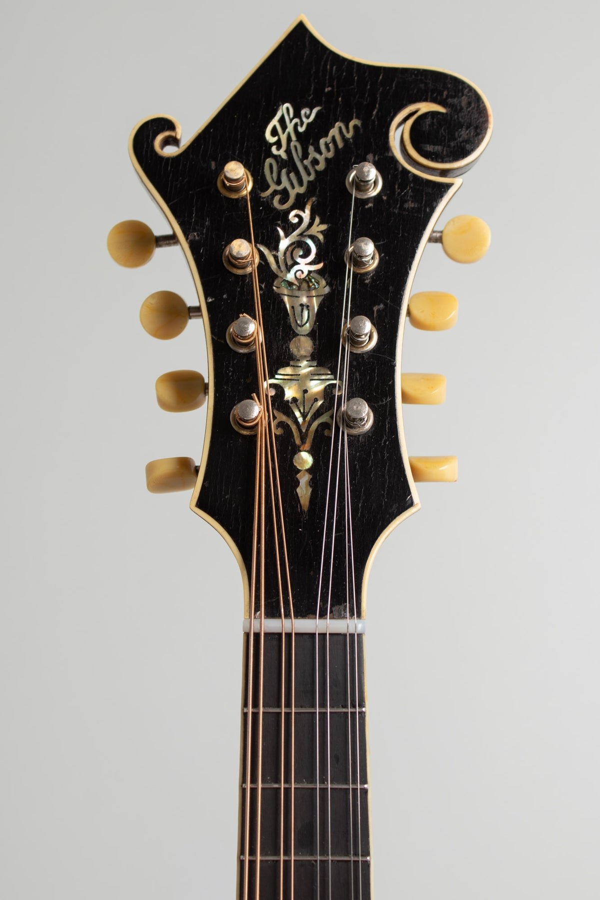 Gibson F-4 Carved Top Mandolin (1920)
