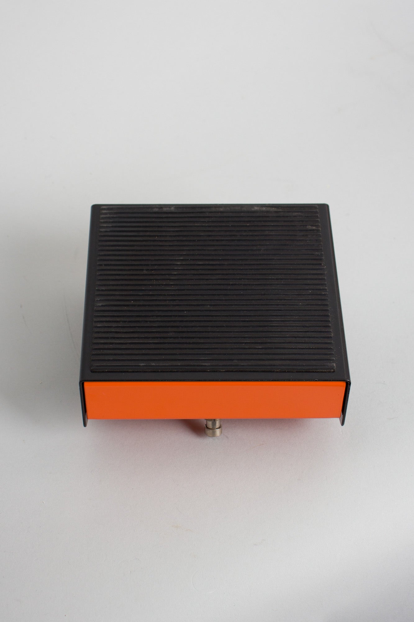 Lovetone Big Cheese Fuzz Effect (1997) – RetroFret