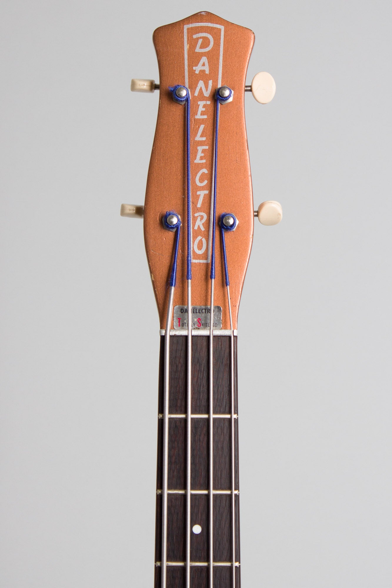 Danelectro Shorthorn Model 3412 Electric Bass Guitar (1962)