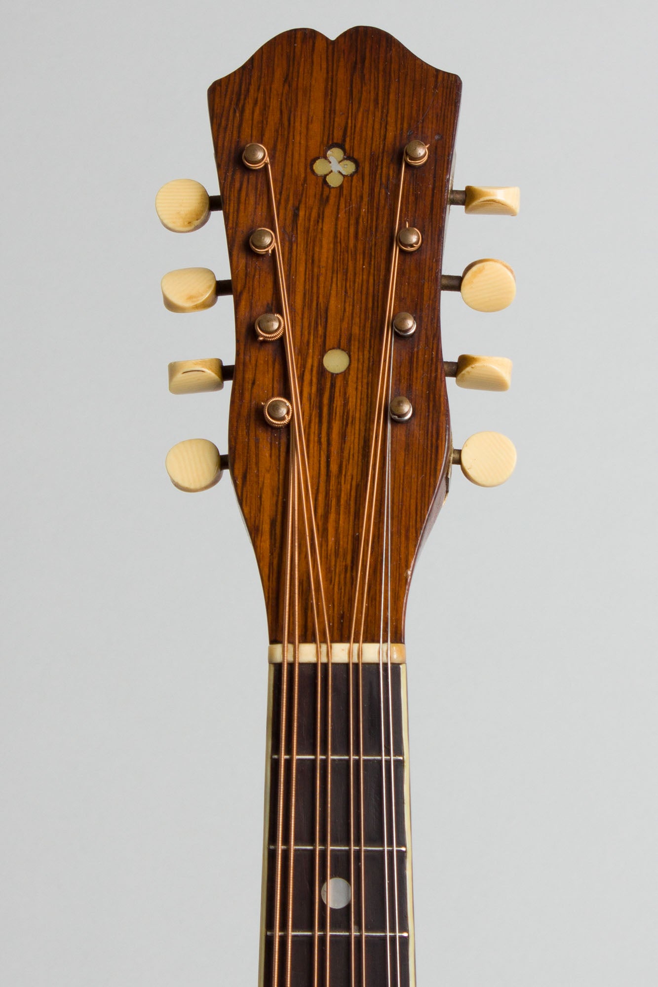 Larson Brothers Wm. Stahl Flat back, bent top Mandola (1920)