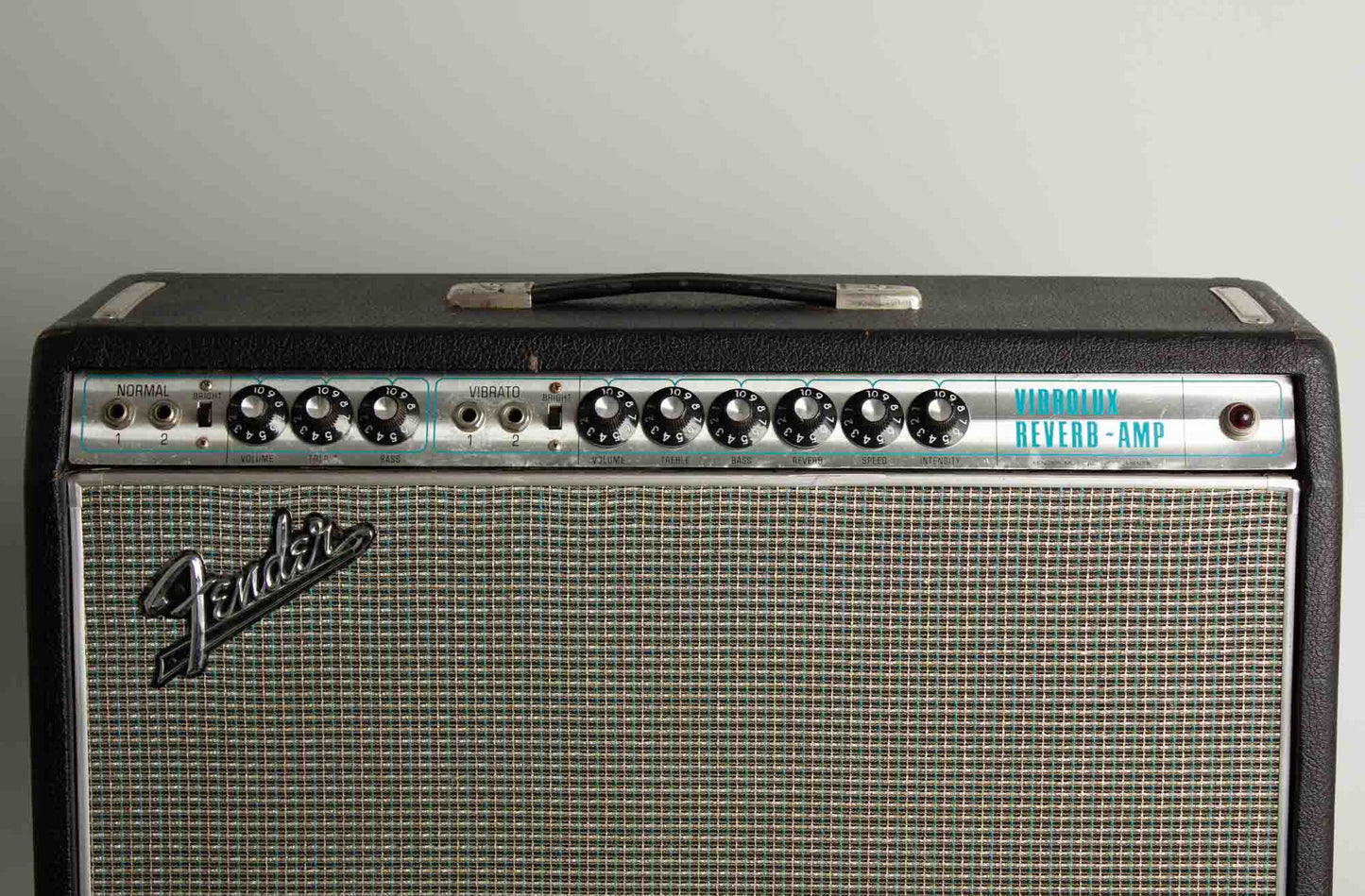 Fender Vibrolux Reverb AA-864 Large Combo Tube Amplifier (1968)